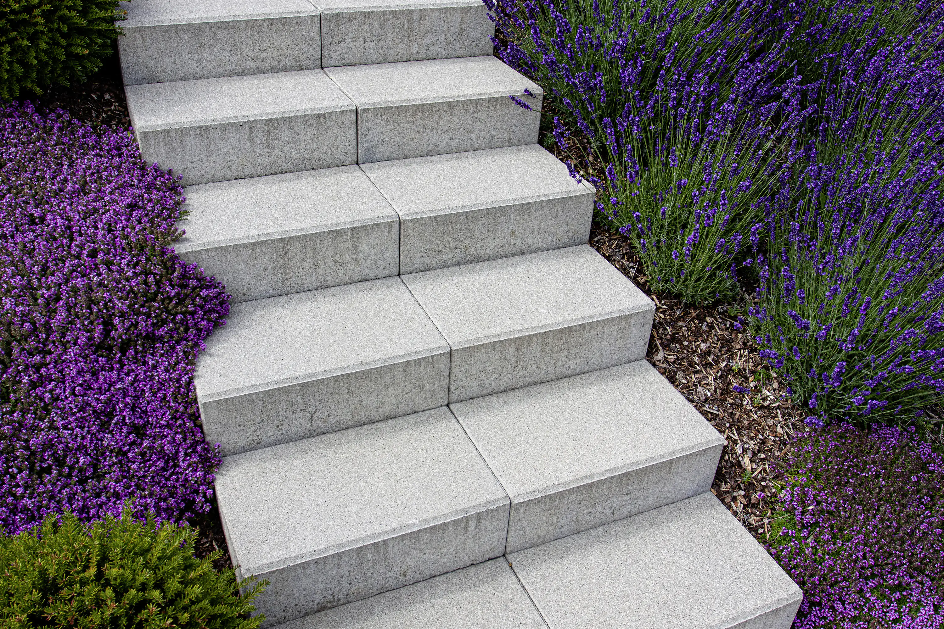 Kann Blockstufe 50 x 34 x 15 cm grau Kann Blockstufe 50 x 34 x 15 cm grau