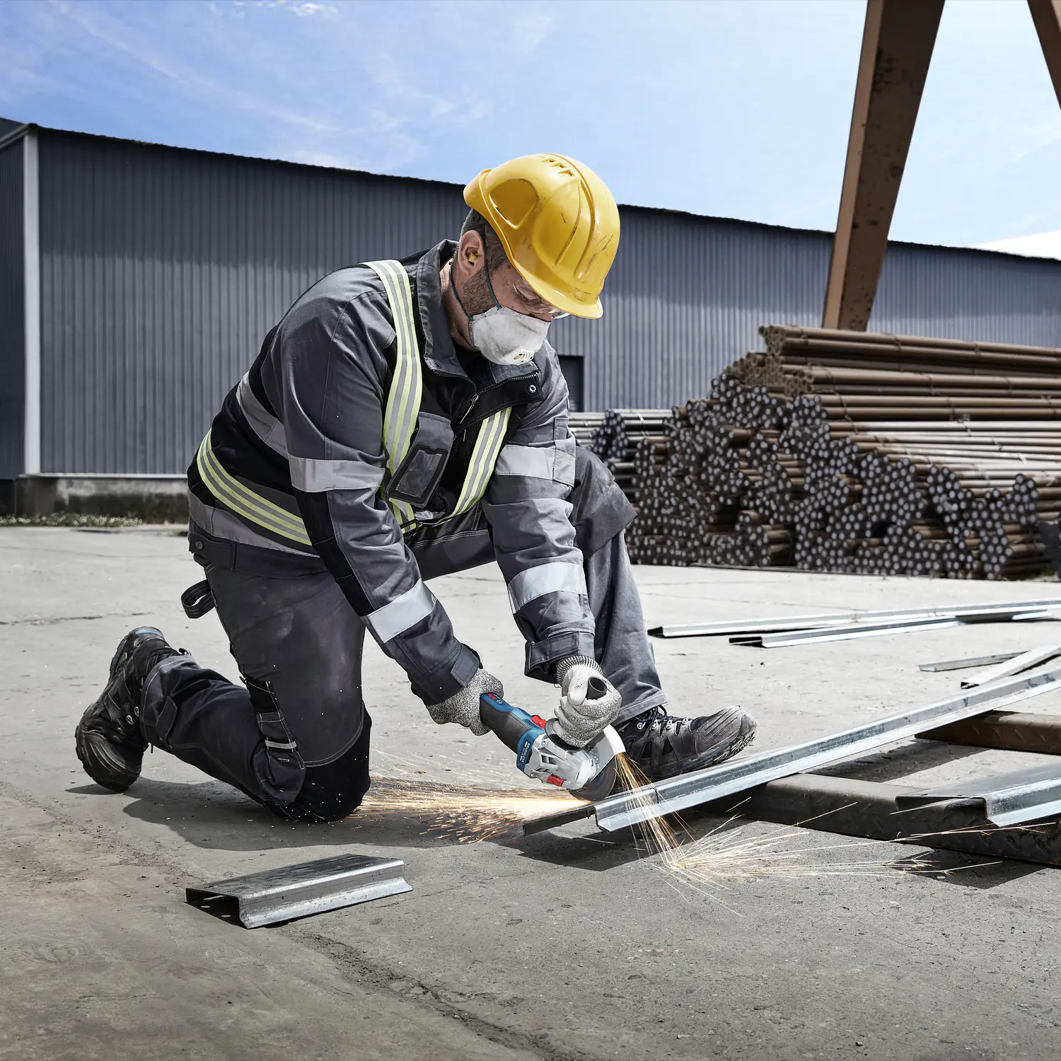 Bosch Professional Akku-Winkelschleifer GWS 18V-8 Solo