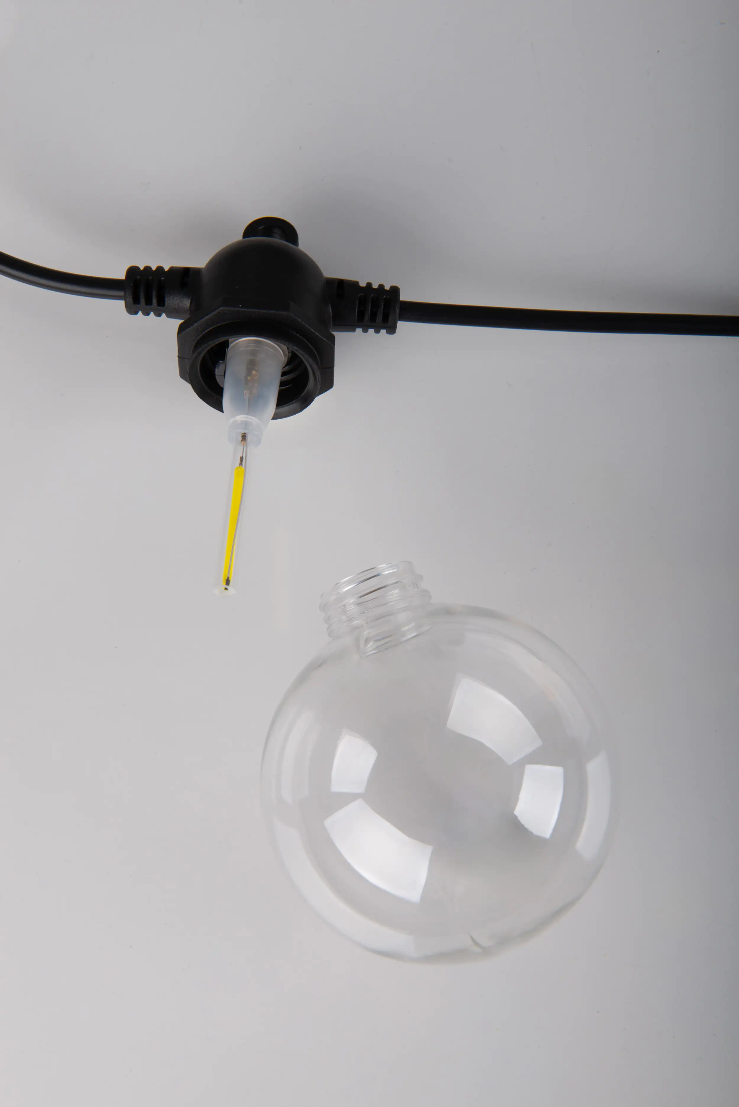 Light & More 10er LED Solar-Lichterkette 10 m warmweiß Light & More 10er LED Solar-Lichterkette 10 m warmweiß