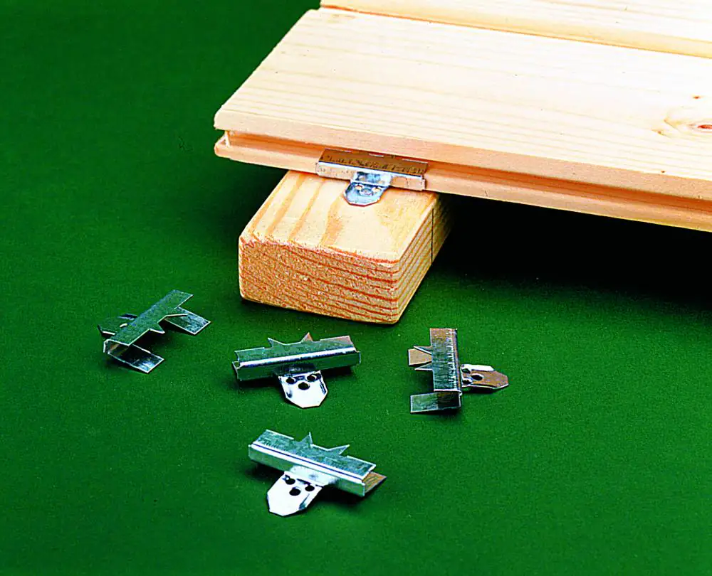 Staba Profilbrettkralle C3 250 Stück