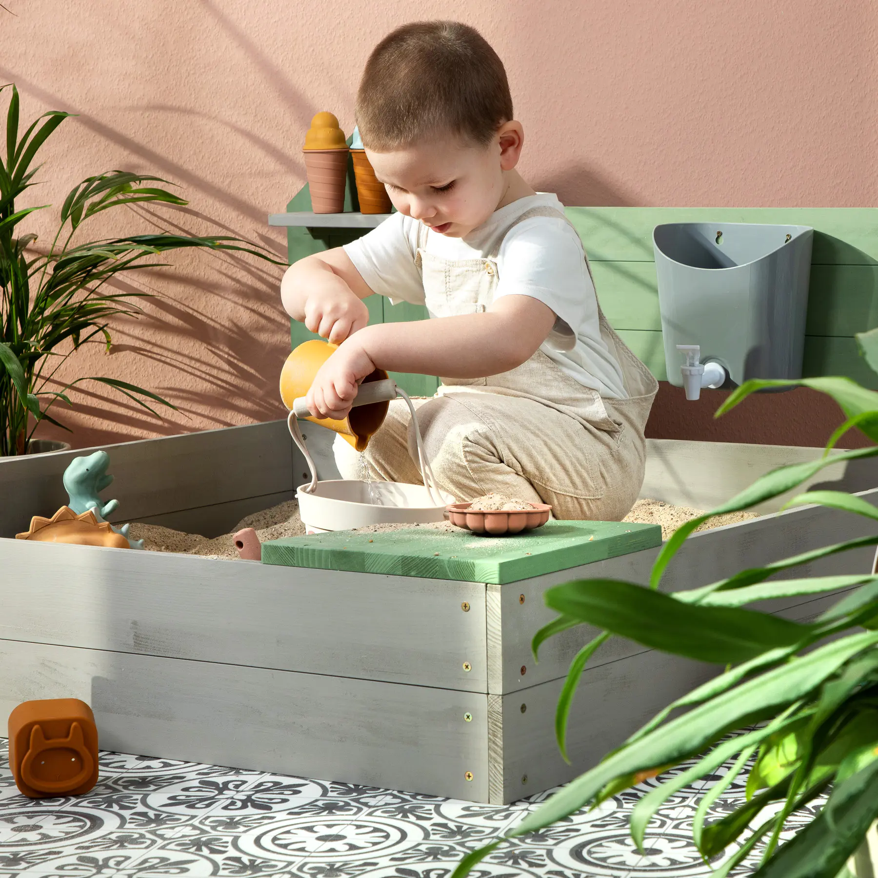 Muddy Buddy Sandkasten Cozy House 100 x 100 x 60 cm Muddy Buddy Sandkasten Cozy House 100 x 100 x 60 cm