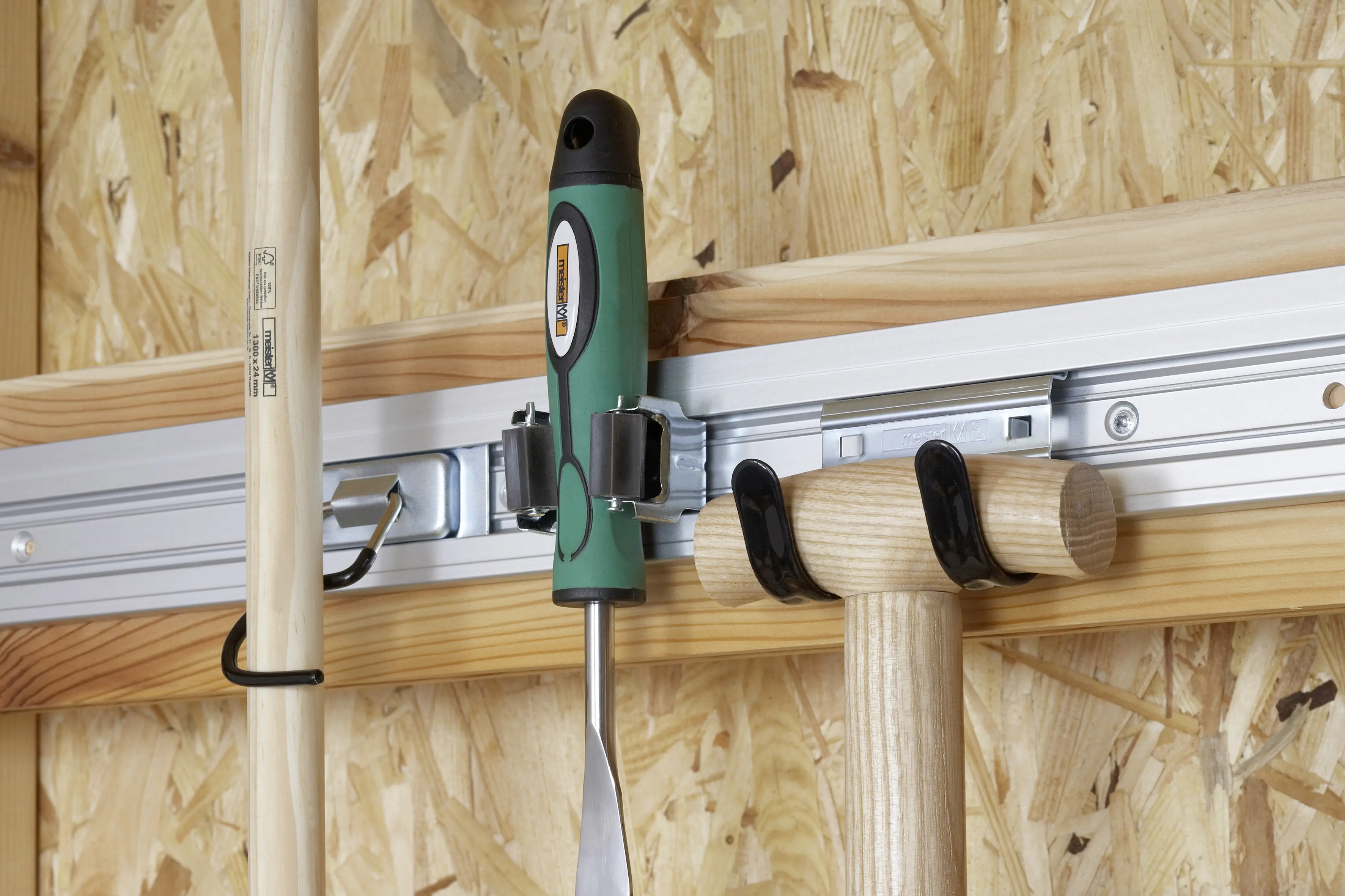 Meister Gerätehalterleiste inkl. 4 Gerätehalter