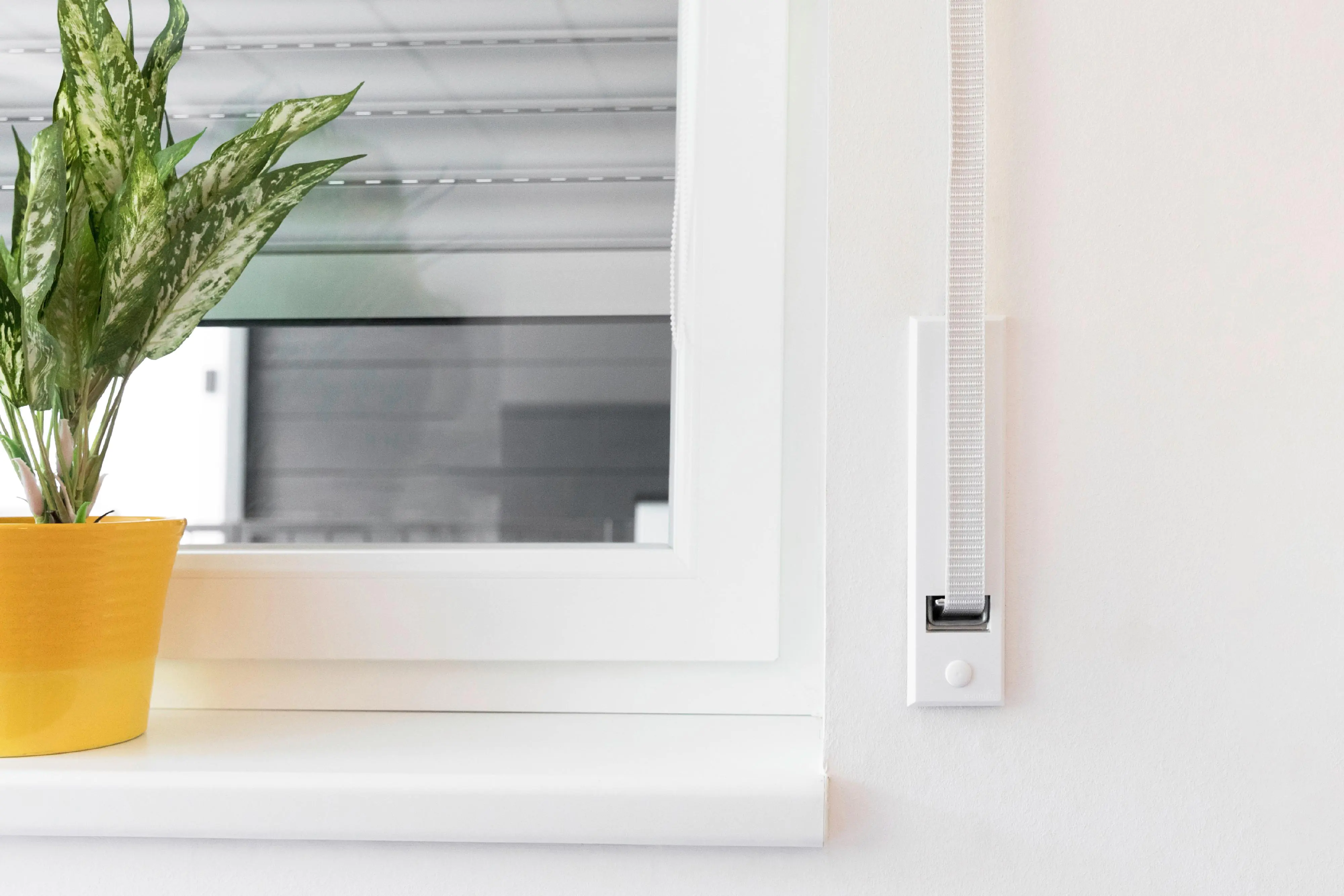 Schellenberg Abdeckplatte STANDARD Lochabstand 18,5 cm weiß Schellenberg Abdeckplatte STANDARD Lochabstand 18,5 cm weiß