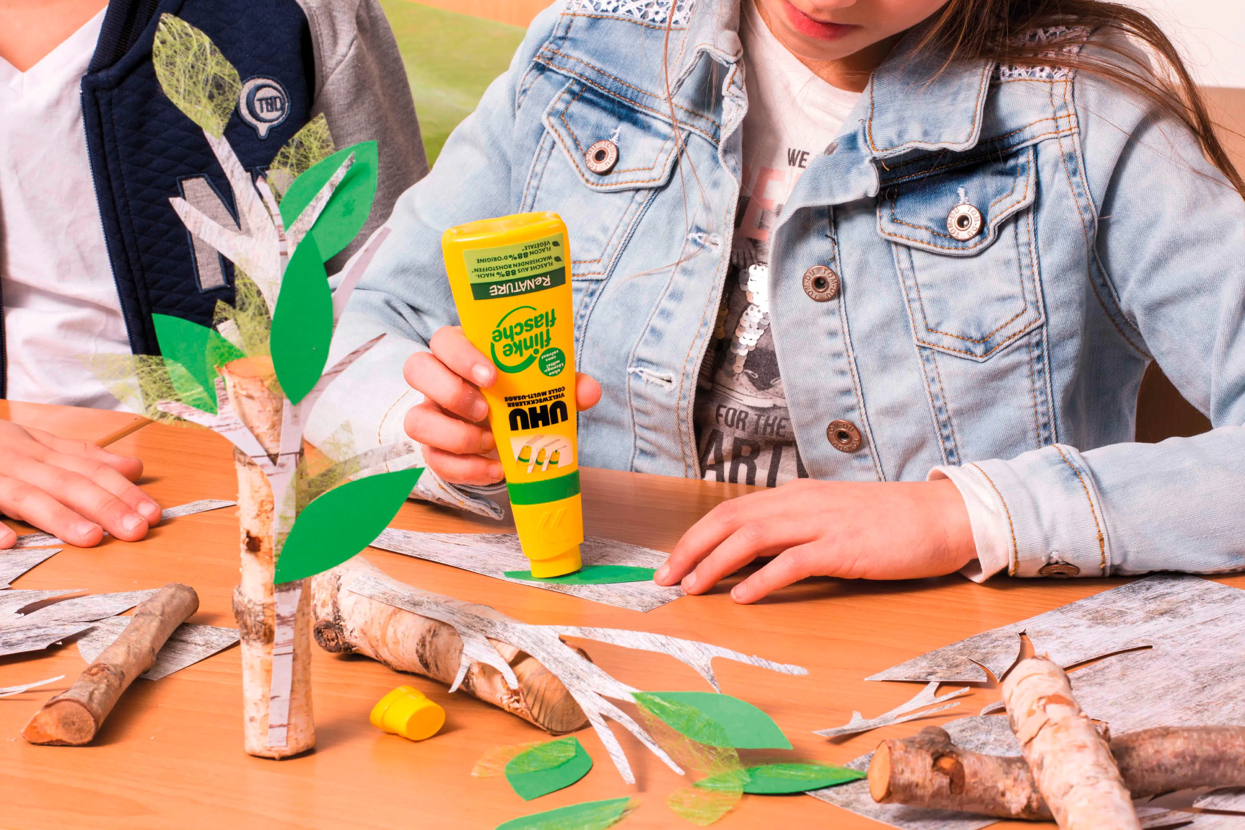 UHU Vielzweckkleber Flinke Flasche 100 g, ohne Lösungsmittel