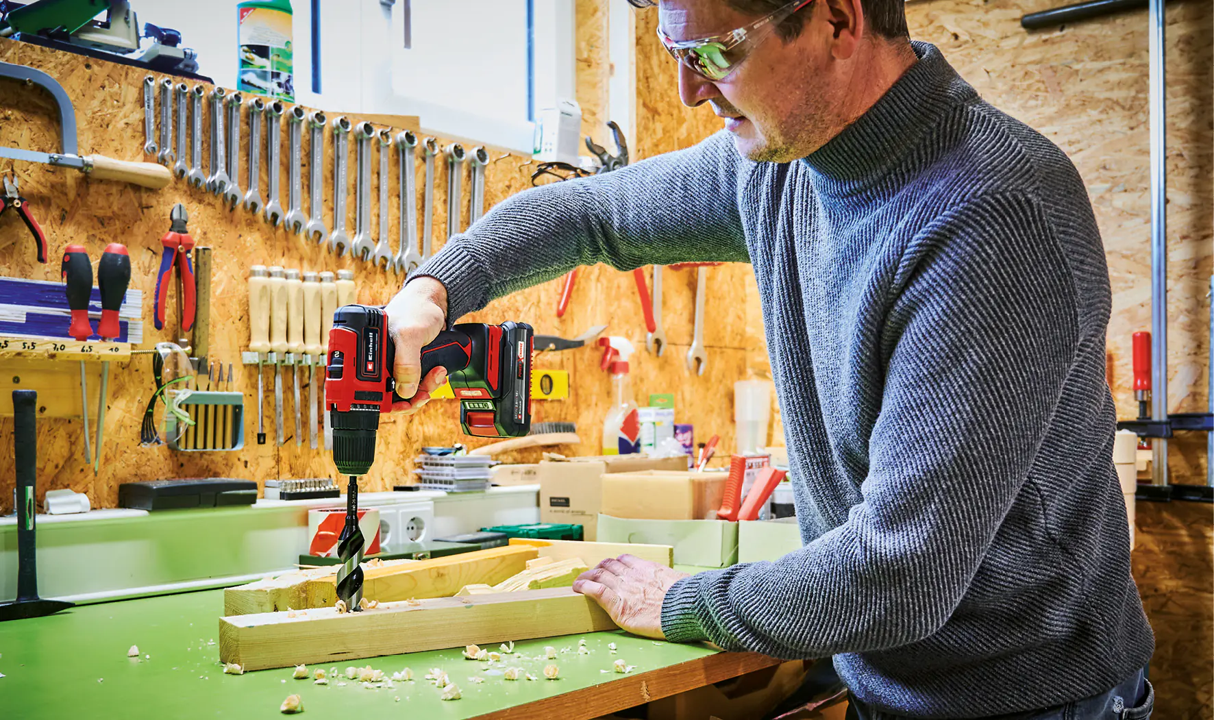 Einhell Akku-Bohrschrauber TE-CD 18/40 Li BL 18 V inkl. Akku & Ladegerät Einhell Akku-Bohrschrauber TE-CD 18/40 Li BL 18 V inkl. Akku & Ladegerät