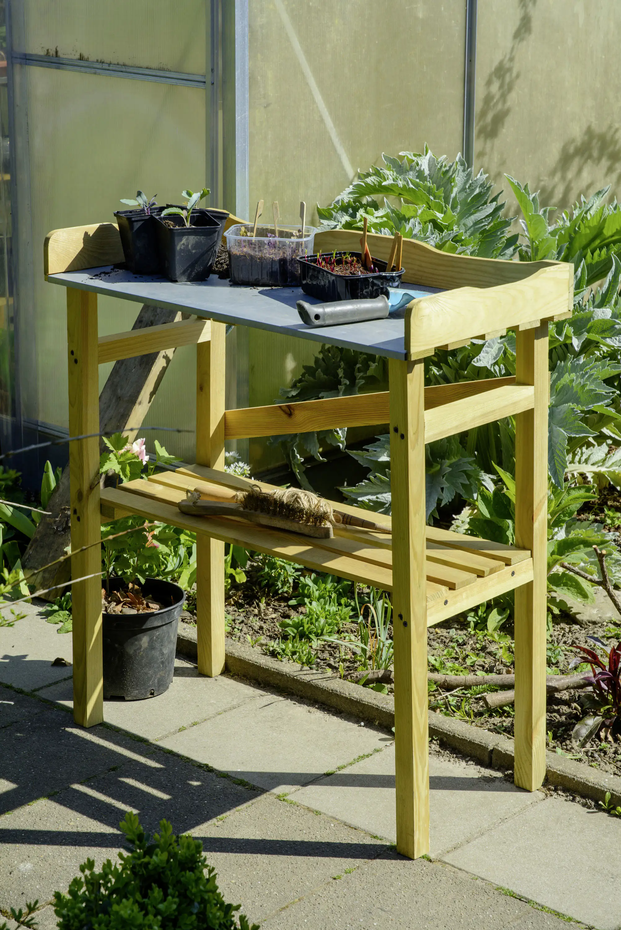 Dobar Pflanztisch mit Ablage 78 x 37 x 83 cm