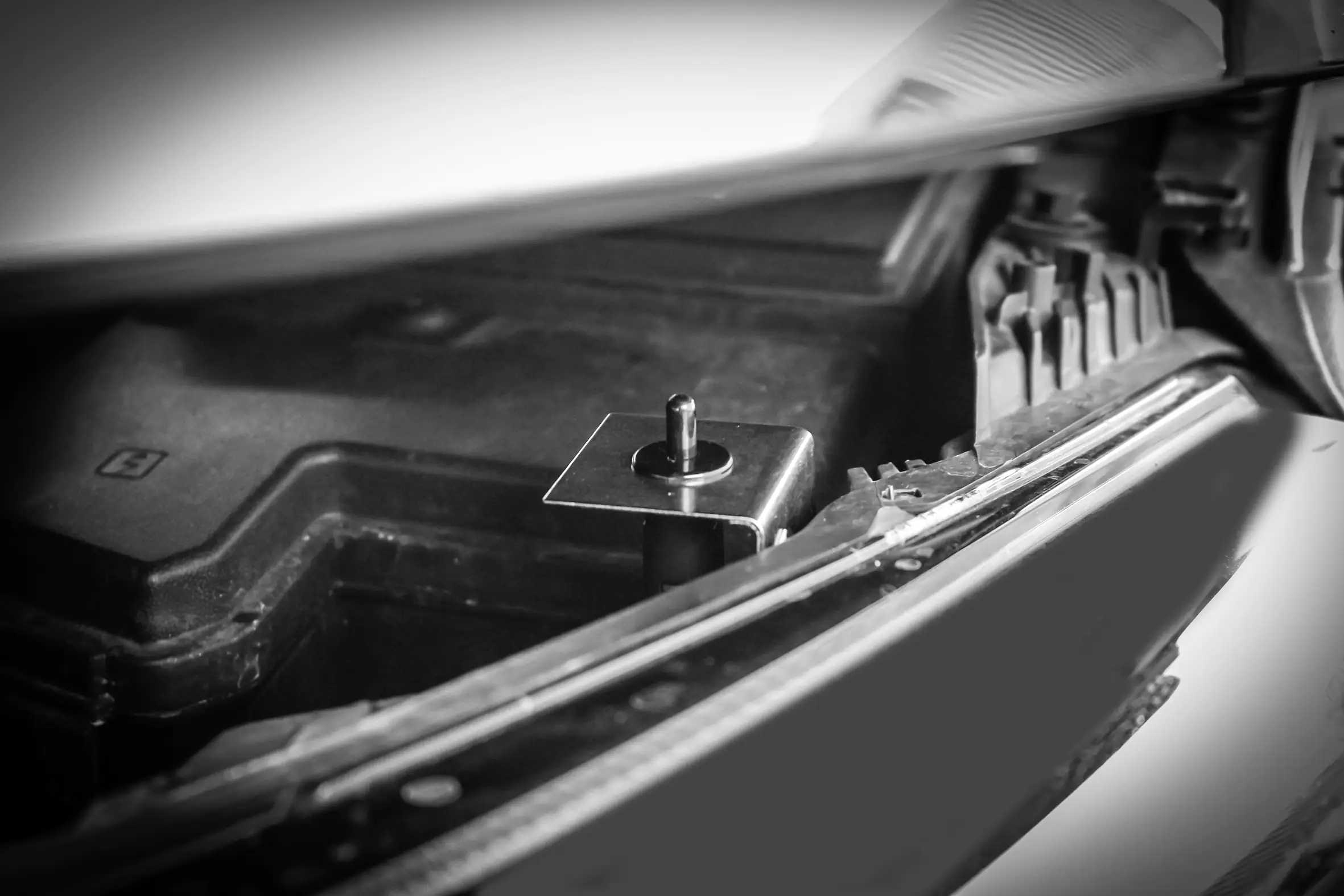 LAS Motorhauben Kontaktschalter 12V DC