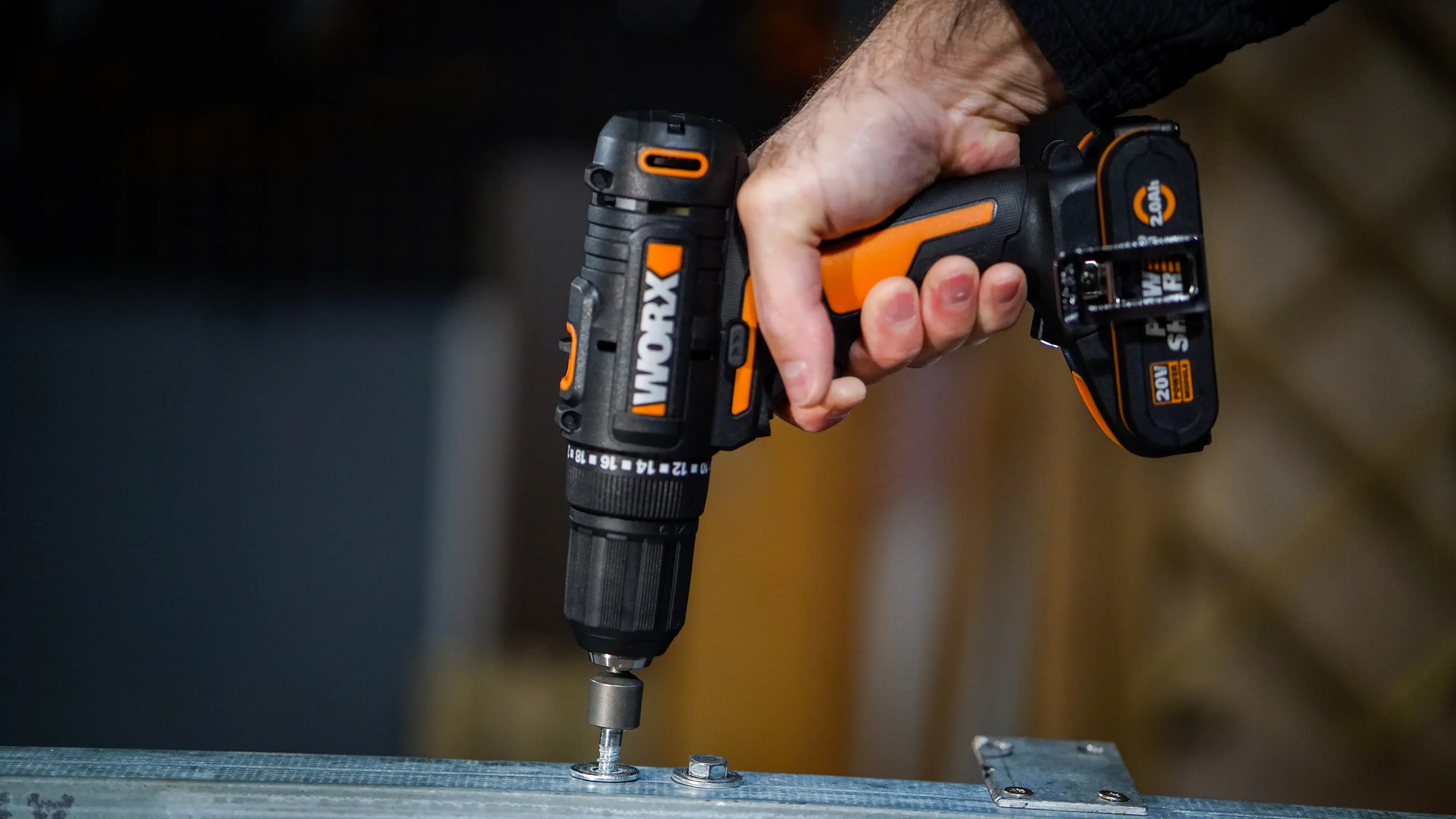 Worx Akku-Bohrschrauber WX100 20 V inkl. Akku Ladegerät & Tasche