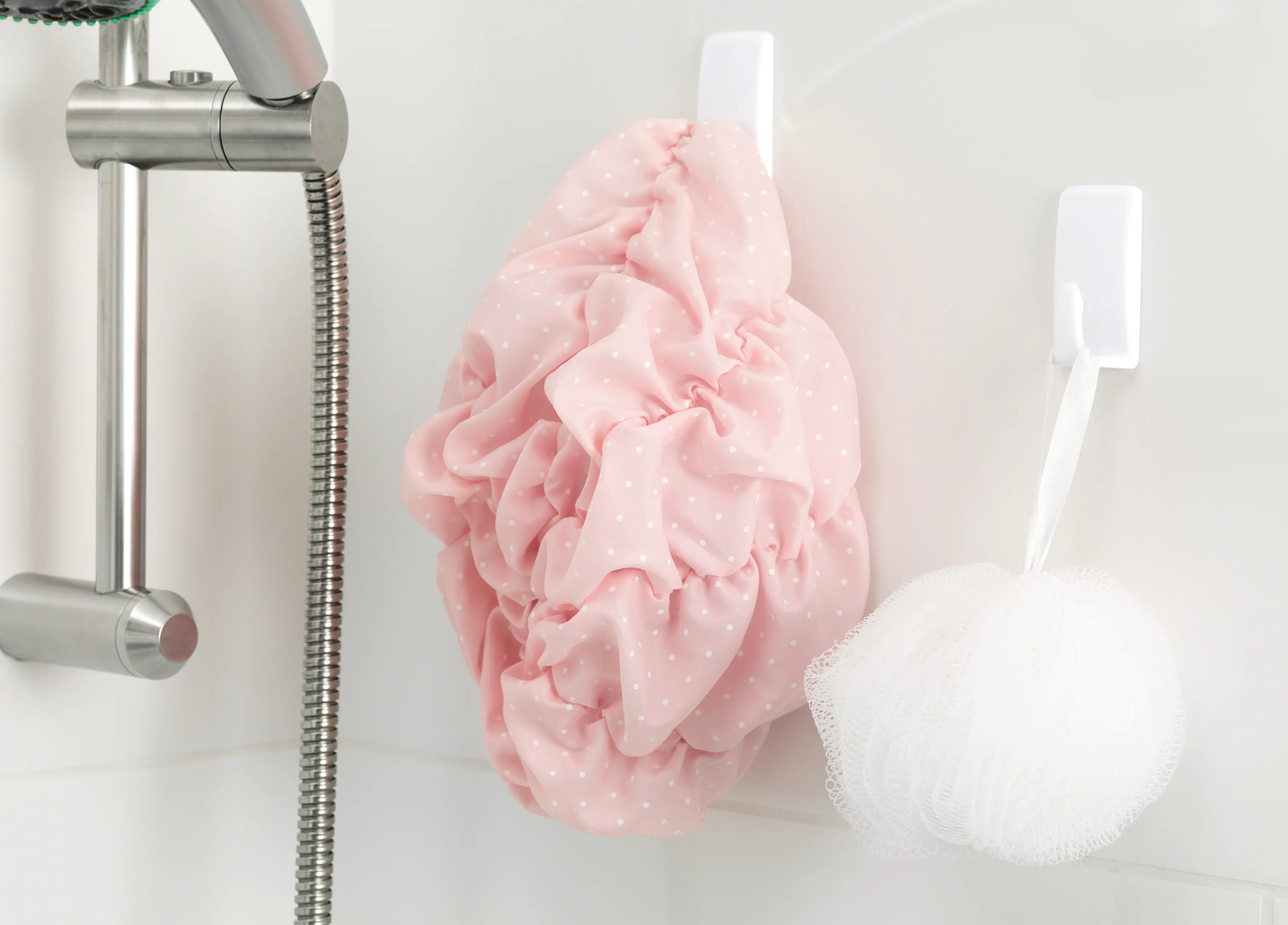 tesa Haken Powerstrip 2er-Set, waterproof, weiß