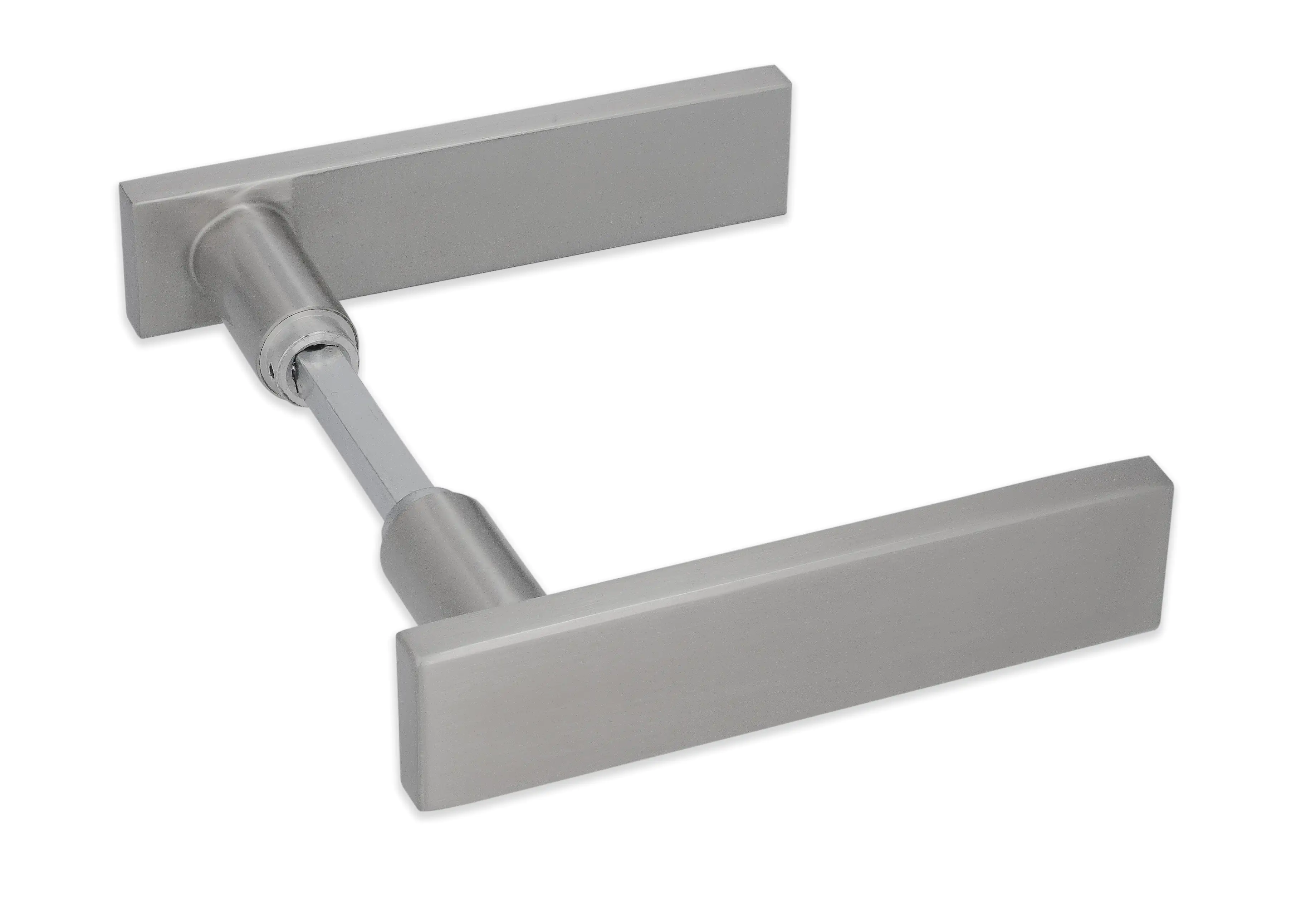 Alpertec Drückerpaar Malibu Messing silber - 13,5 x 4,9 cm Alpertec Drückerpaar Malibu Messing silber - 13,5 x 4,9 cm