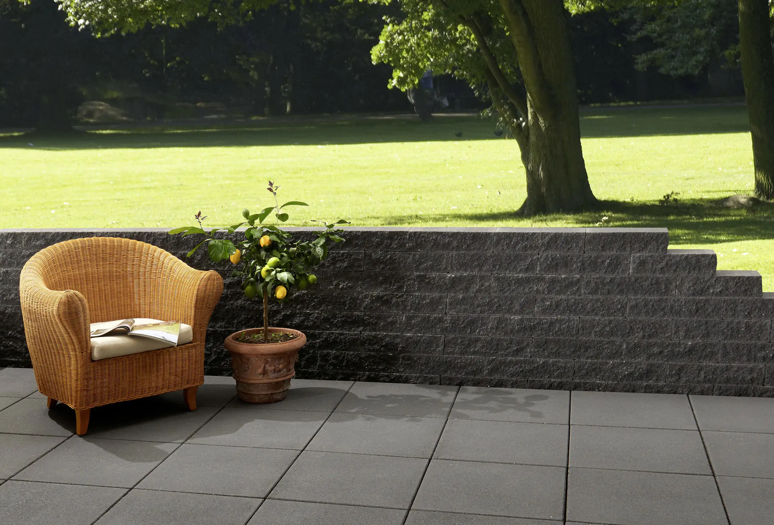 4024991838127 Kann Mauerstein Montania 40 x 15 x 10 cm graphit