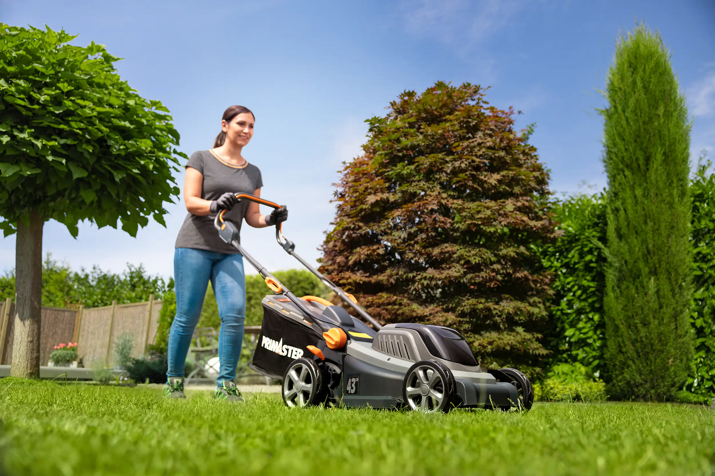 Primaster Akku-Rasenmäher PMARM 4043 40 V inkl. Akku 4,0 Ah & Mulchkit Primaster Akku-Rasenmäher PMARM 4043 40 V inkl. Akku 4,0 Ah & Mulchkit