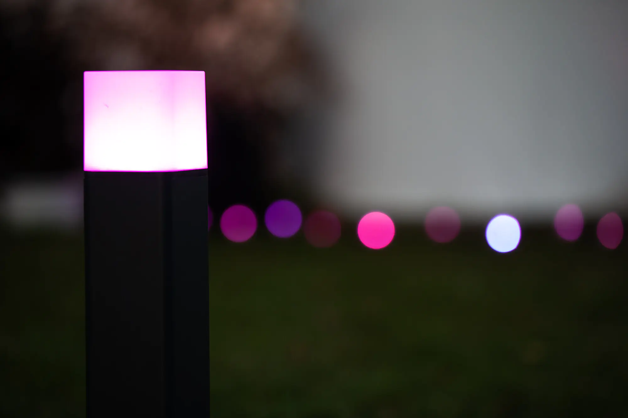 Ledvance LED Außen-Standleuchte Smart+ WiFi Cube dunkelgrau 50 cm Ledvance LED Außen-Standleuchte Smart+ WiFi Cube dunkelgrau 50 cm