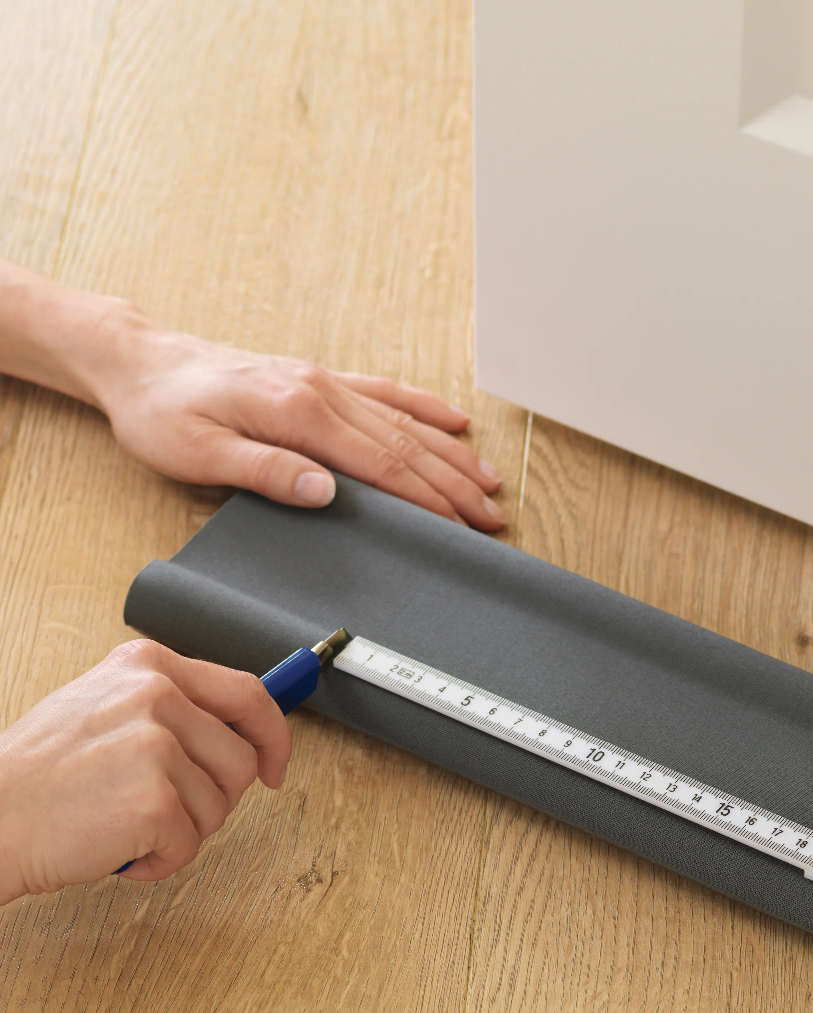 tesa Türbodendoppeldichtung grau, 95 cm x 25 mm