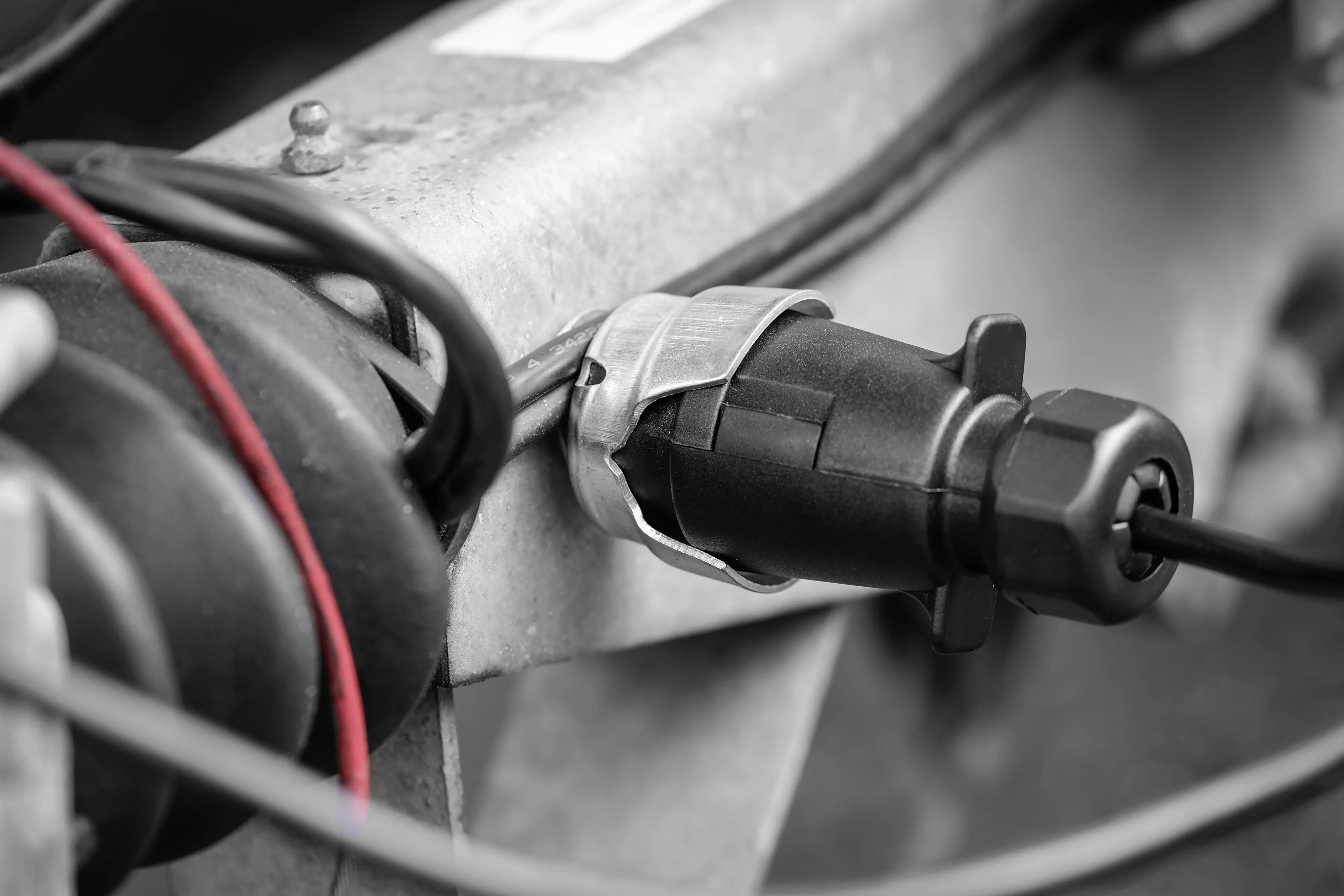 LAS Steckerhalter für 7- und 13-polige Stecker