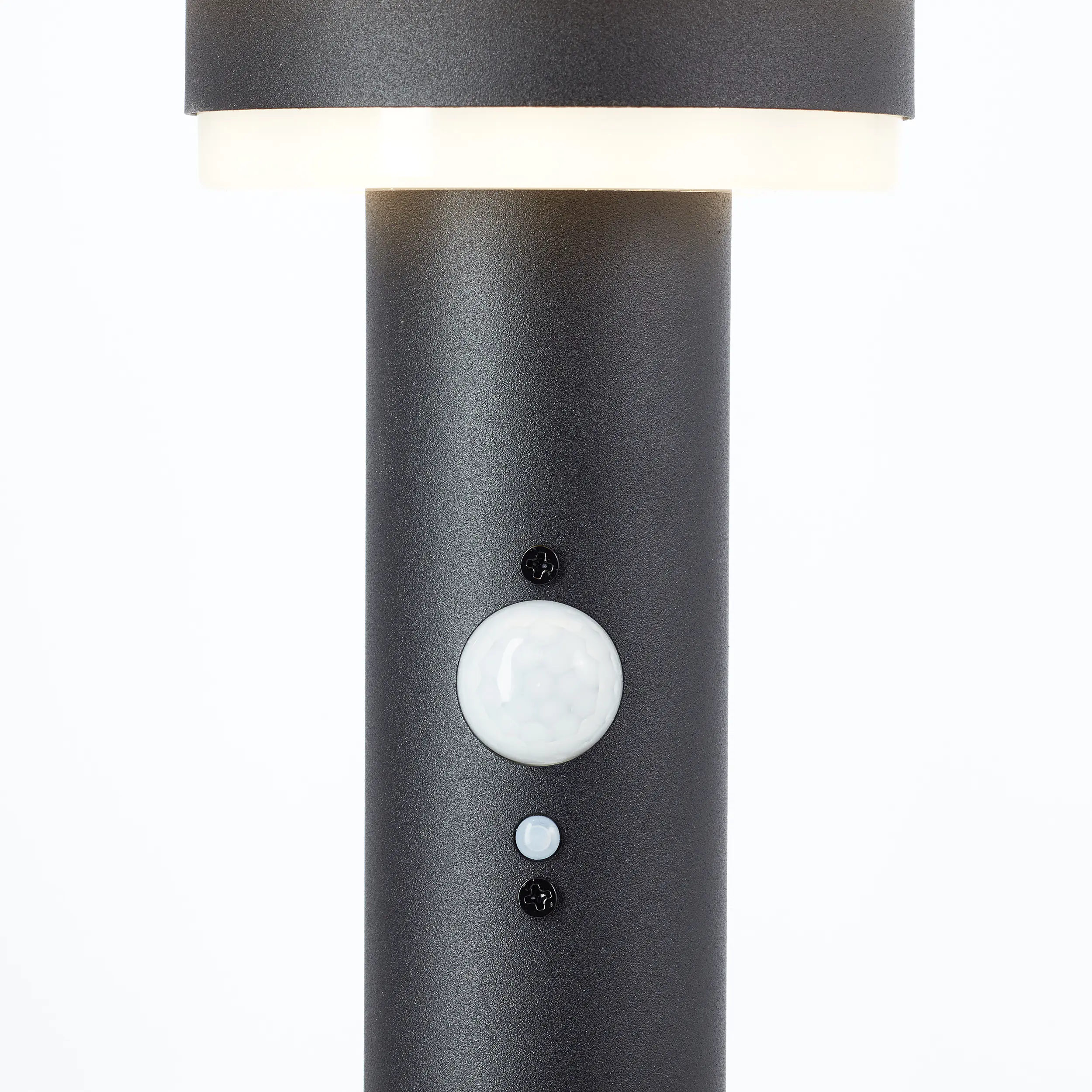 Brilliant Solar-Außenwegeleuchte Garvina 3W warmweiß Bewegungsmelder Brilliant Solar-Außenwegeleuchte Garvina 3W warmweiß Bewegungsmelder