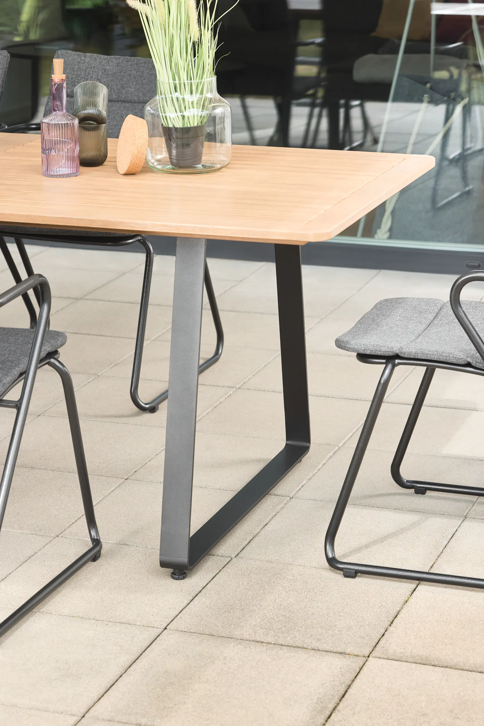 Primaster Gartentisch Rovigo 200 x 89 cm Eukalyptusholz