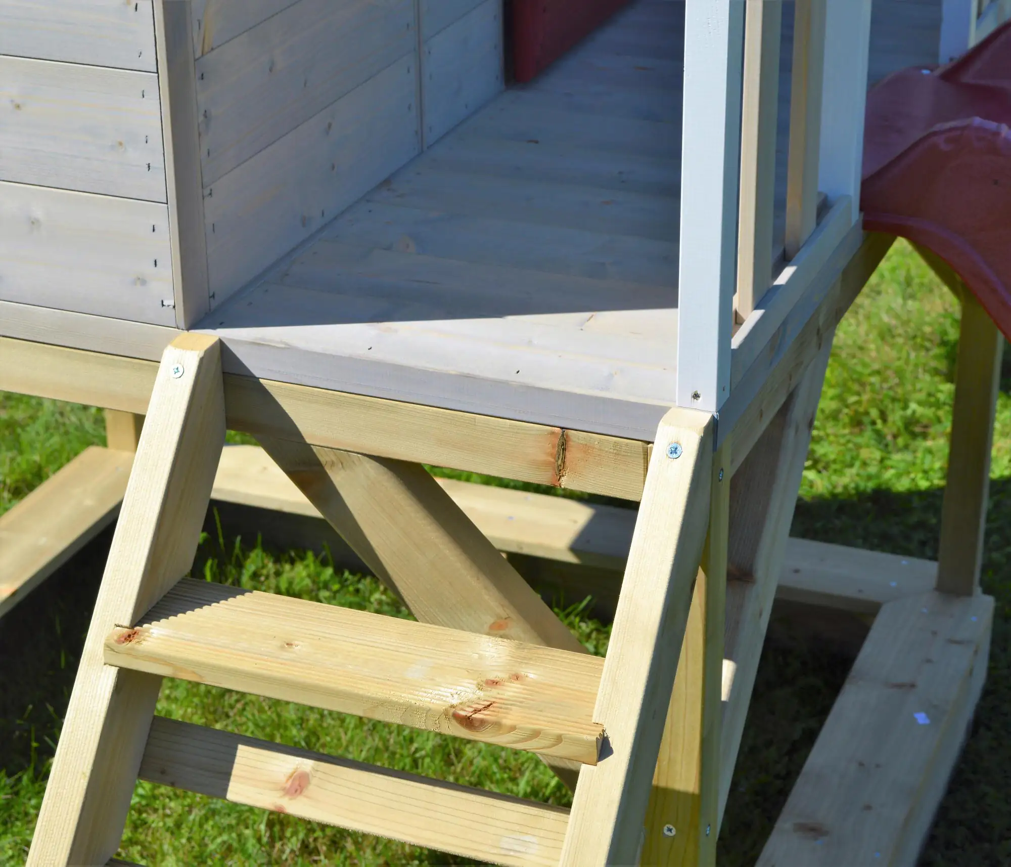 Wendi Toys Kinderspielhaus Alpaka Spielturm inkl. Veranda, Schaukel & Rutsche Wendi Toys Kinderspielhaus Alpaka Spielturm inkl. Veranda, Schaukel & Rutsche