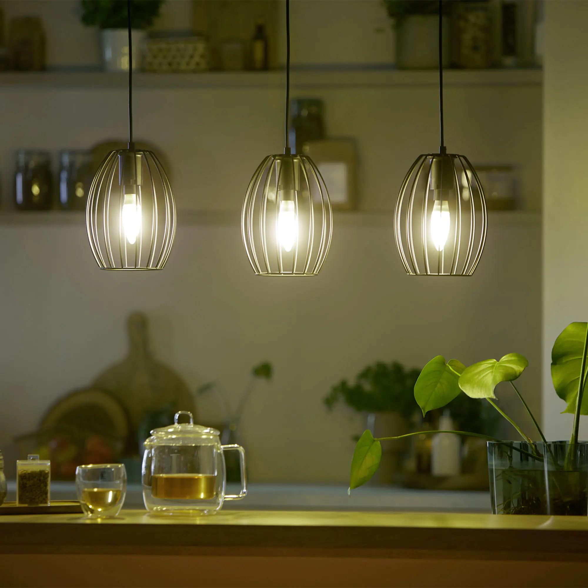 Philips Led Leuchtmittel Kerzenform E14 warmweiß