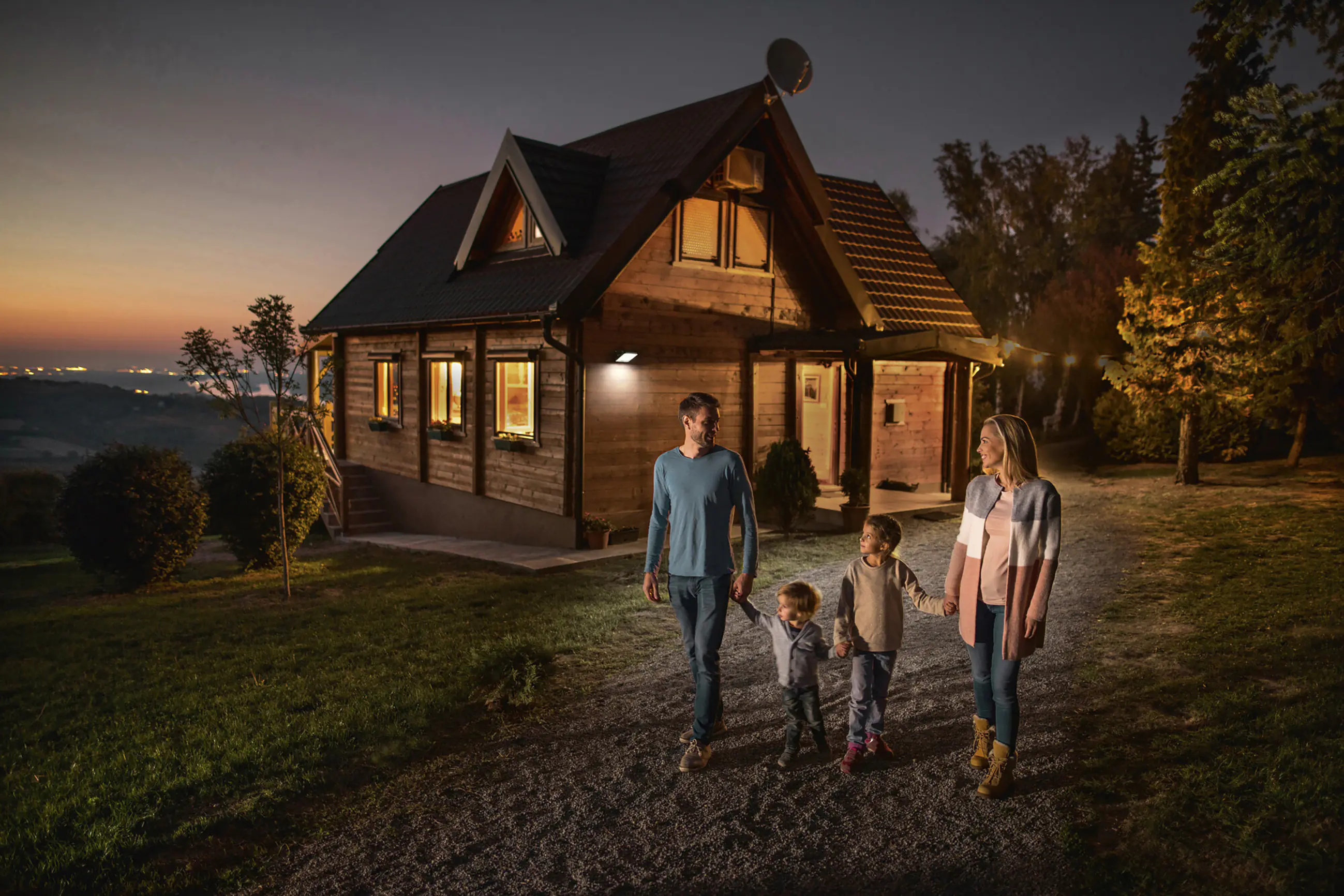 Ledvance LED Außenstrahler Floodlight Essential Sensor schwarz 150 W