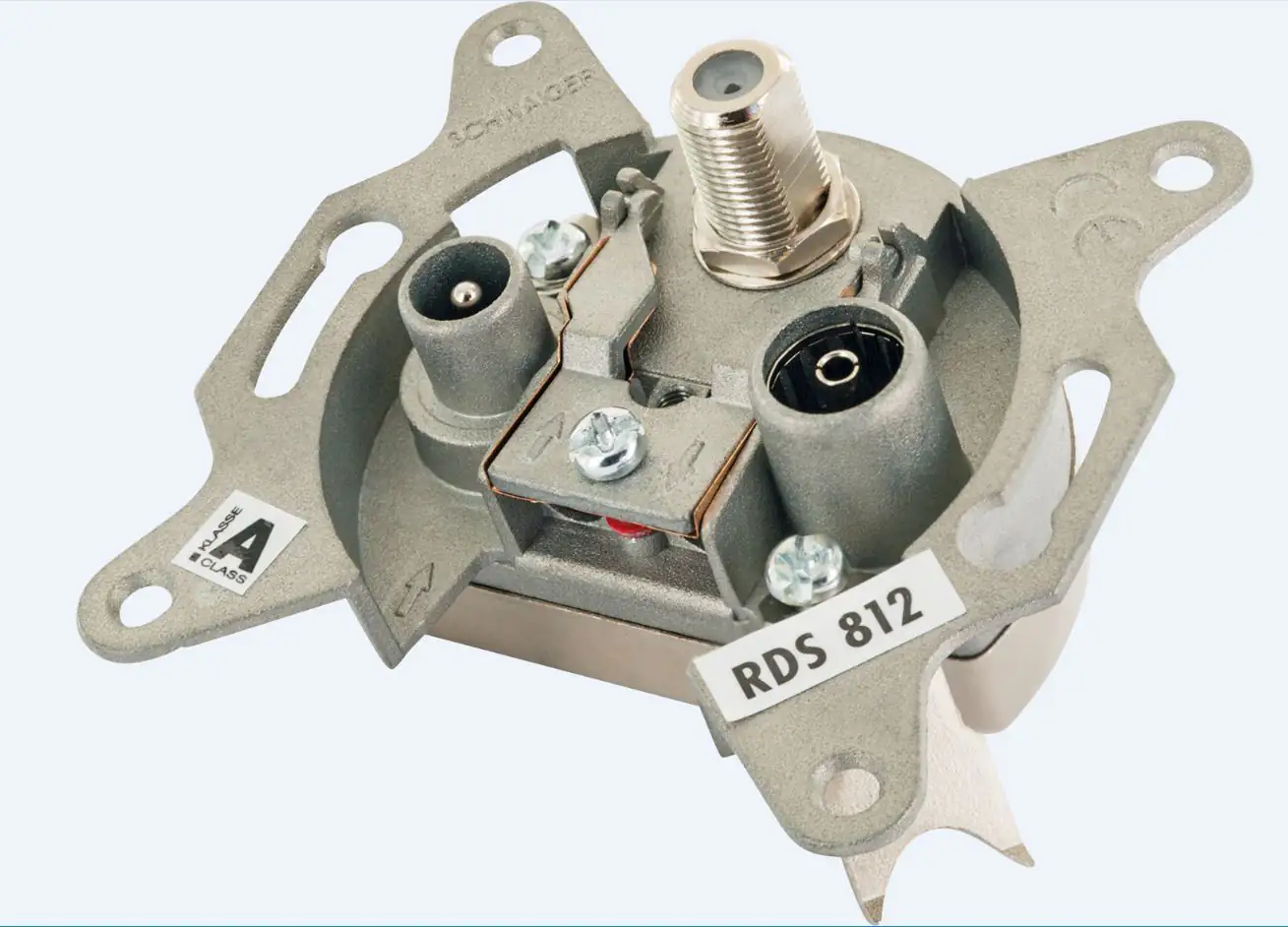 Schwaiger Multimedia Durchgangsdose (12 dB)