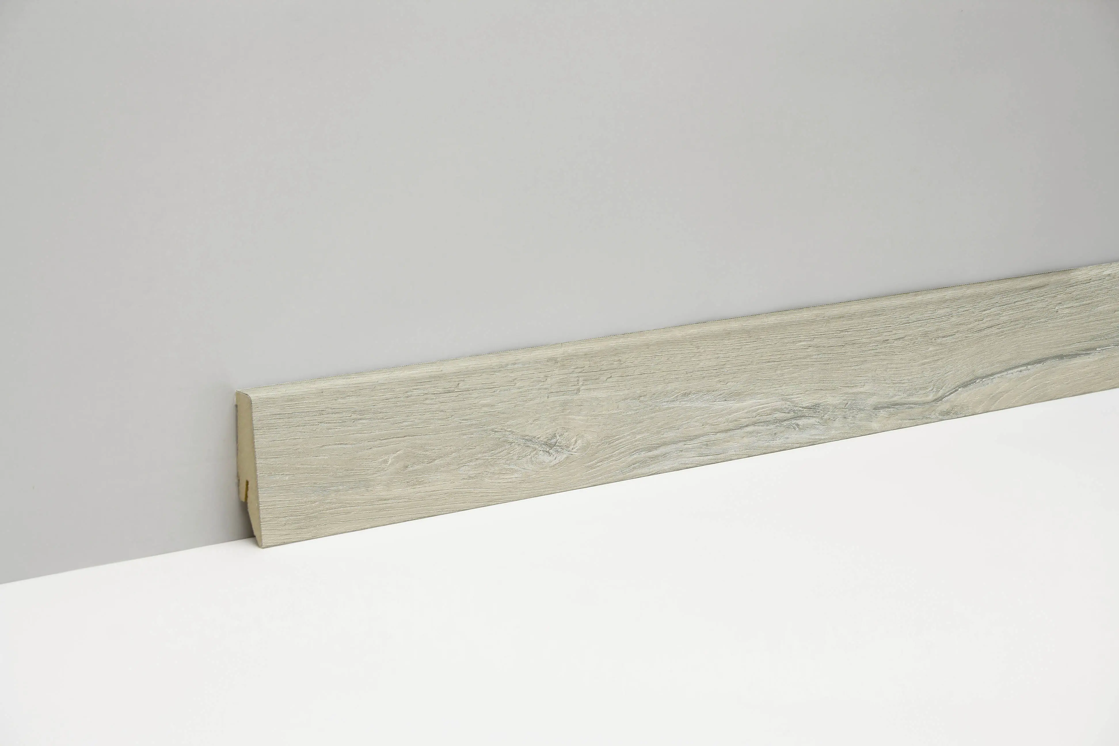 Classen Clip-Fußleiste 240 cm 58 x 19 mm Alt Eiche Maremma