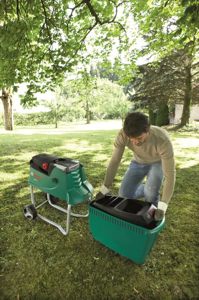 Bosch Elektro-Turbinenhäcksler AXT 25 TC 2500 W max. Aststärke Ø 45 mm