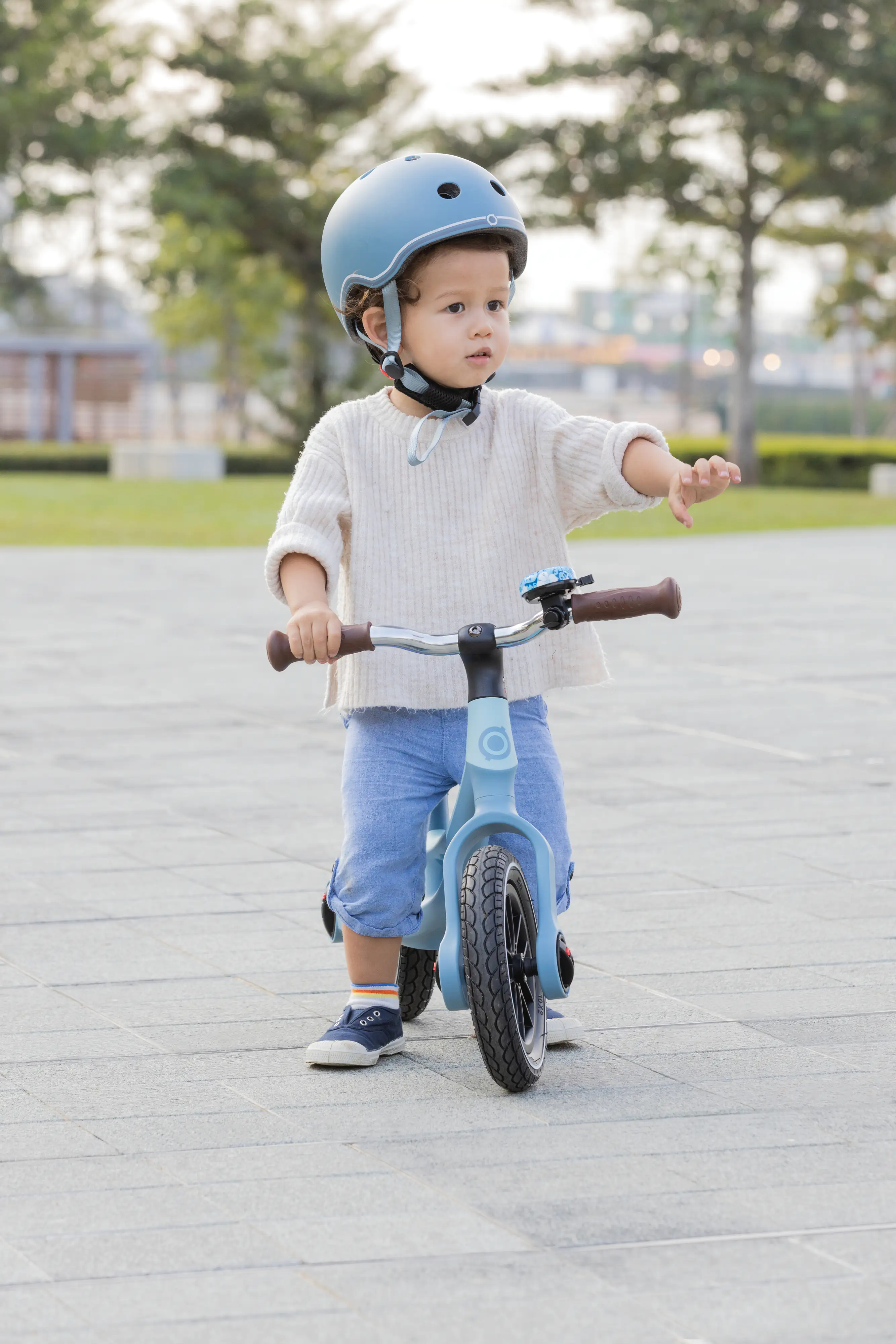 Globber Laufrad Go Bike Elite Air pastellblau