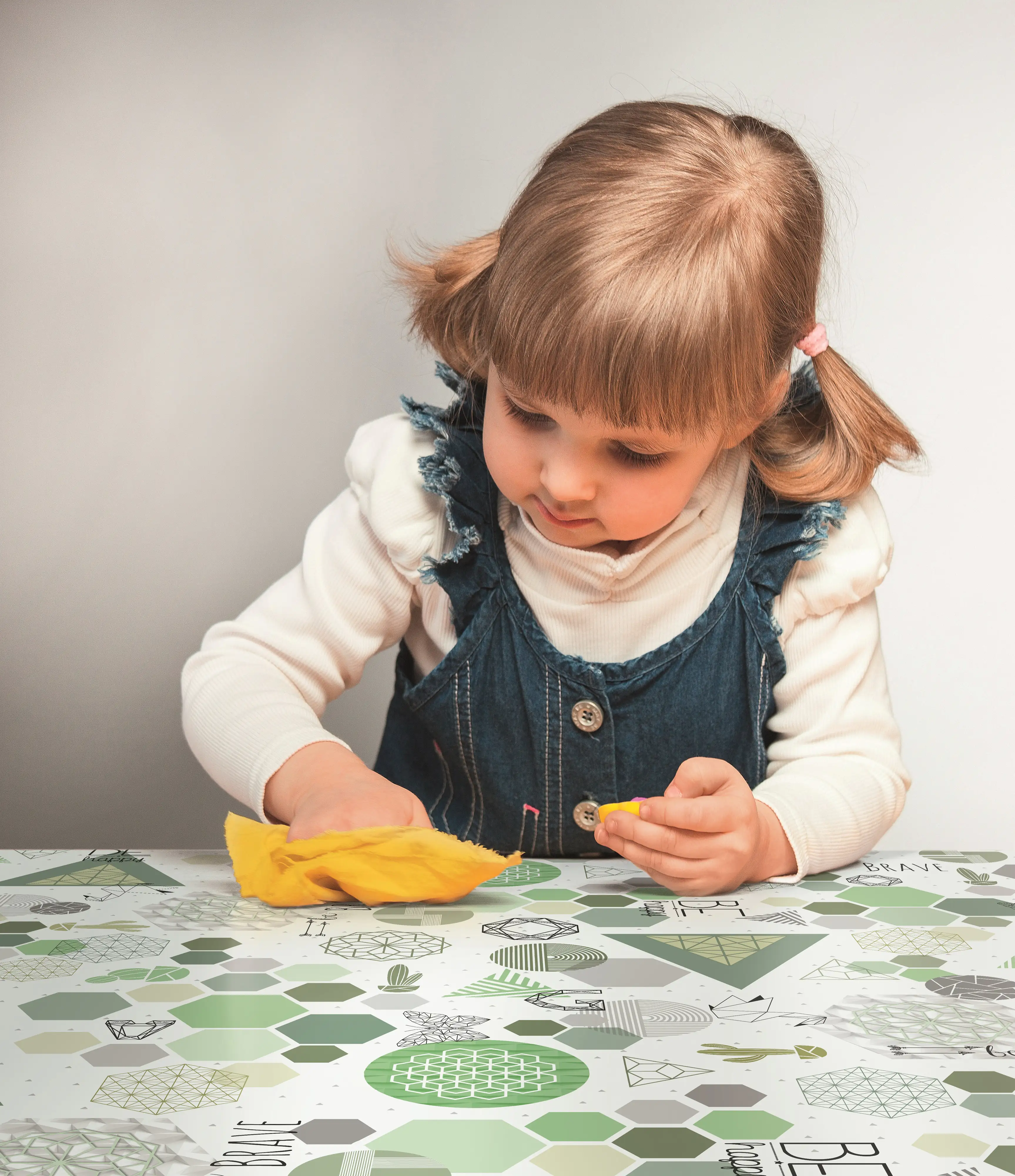 d-c-table Tischdecke Manhattan Vlies Geometris 110 x 140 cm d-c-table Tischdecke Manhattan Vlies Geometris 110 x 140 cm