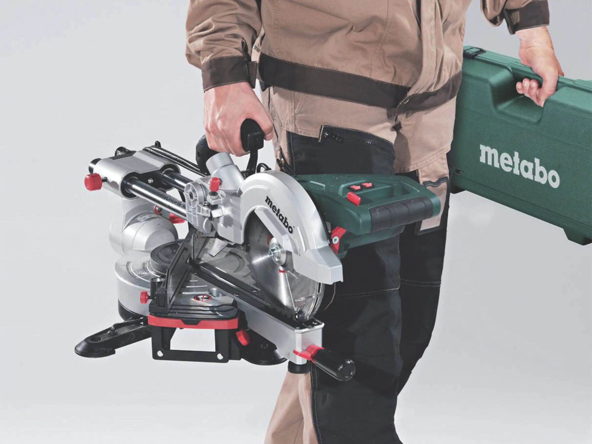 Metabo Kappzugsäge KGS 216 M 1500 W 230 V Sägeblatt 216 x 30 mm