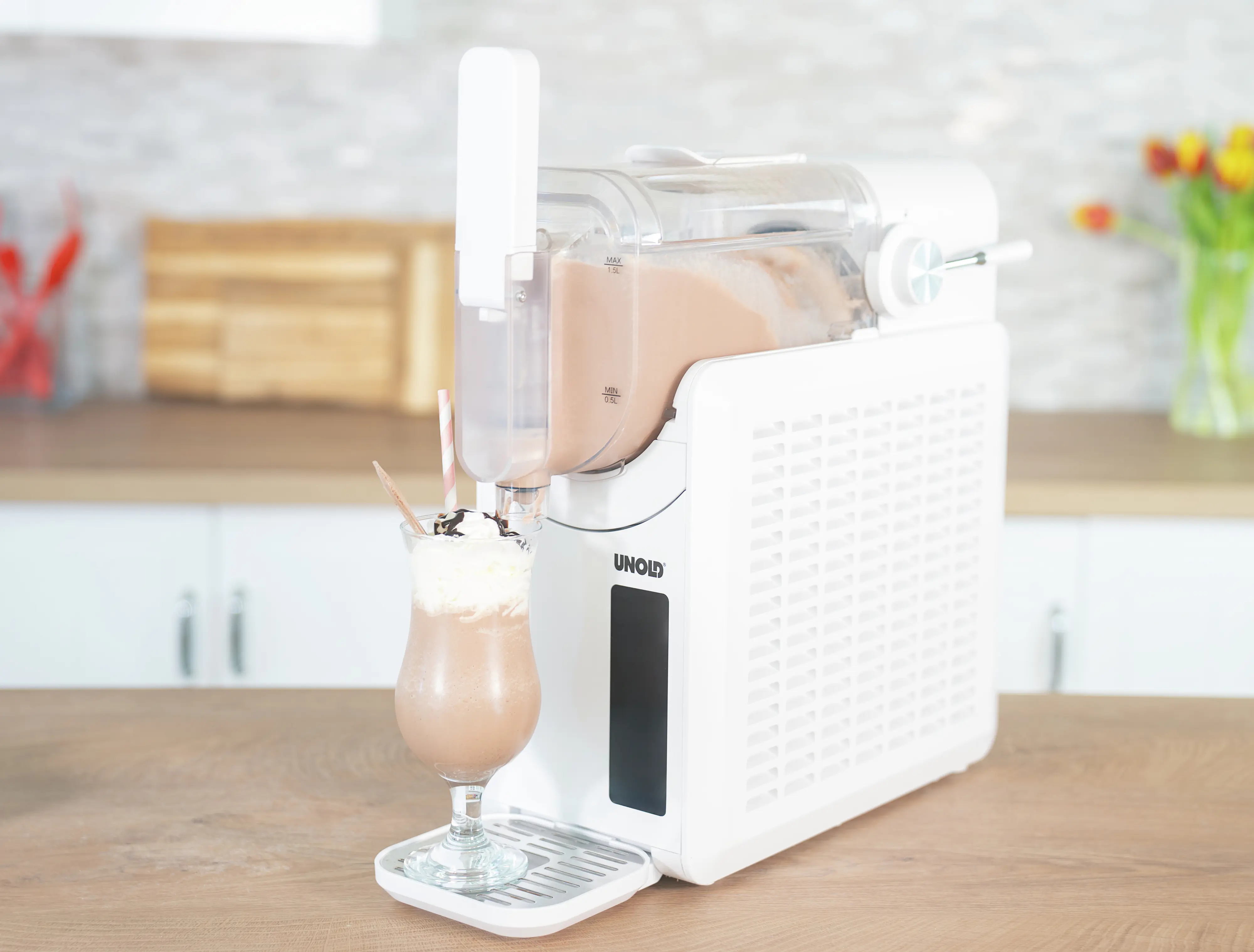 Unold Slush-Eismaschine Susi 48940 2 L weiß Unold Slush-Eismaschine Susi 48940 2 L weiß