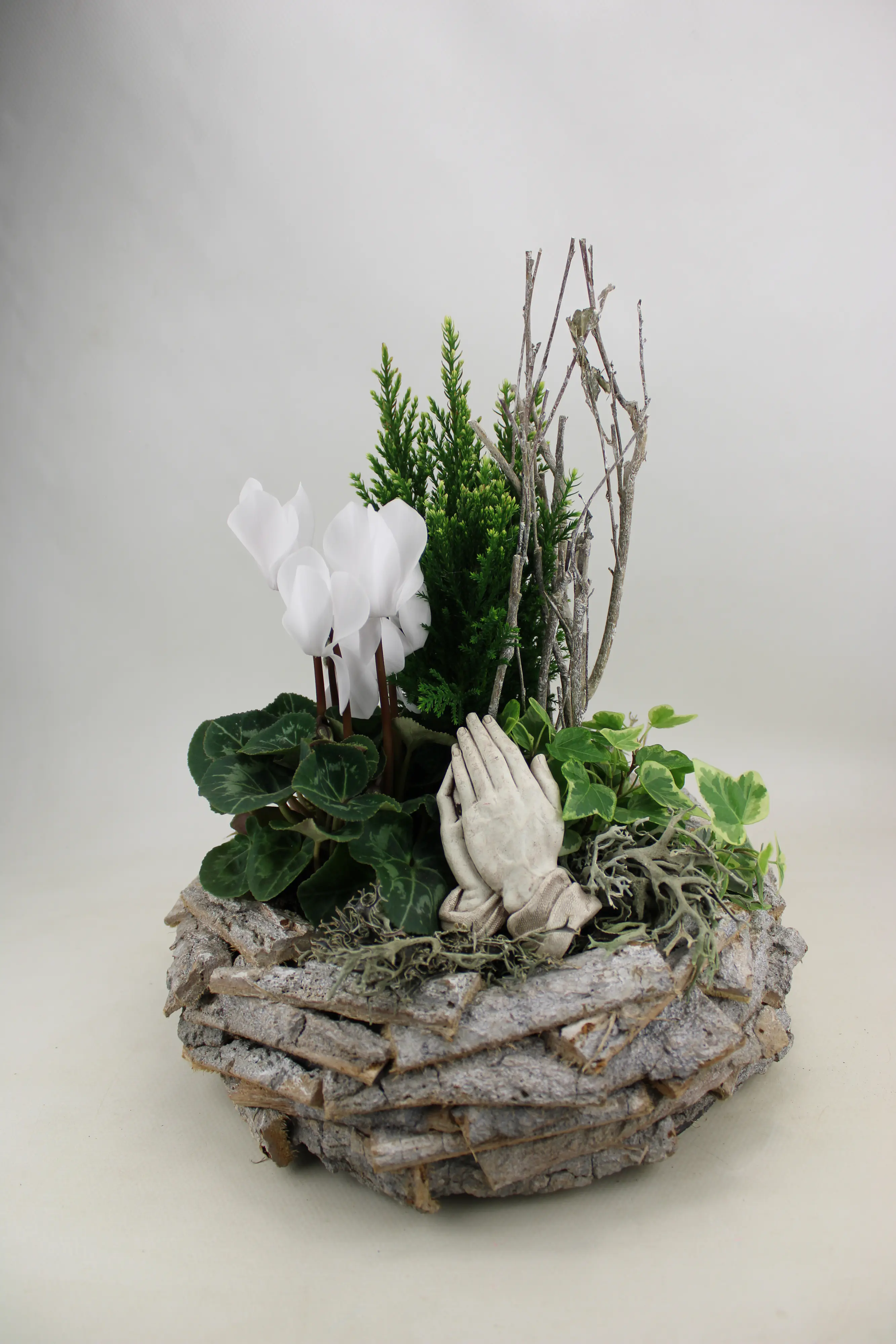 Arrangement Outdoor Nr. 19 Rindenschale