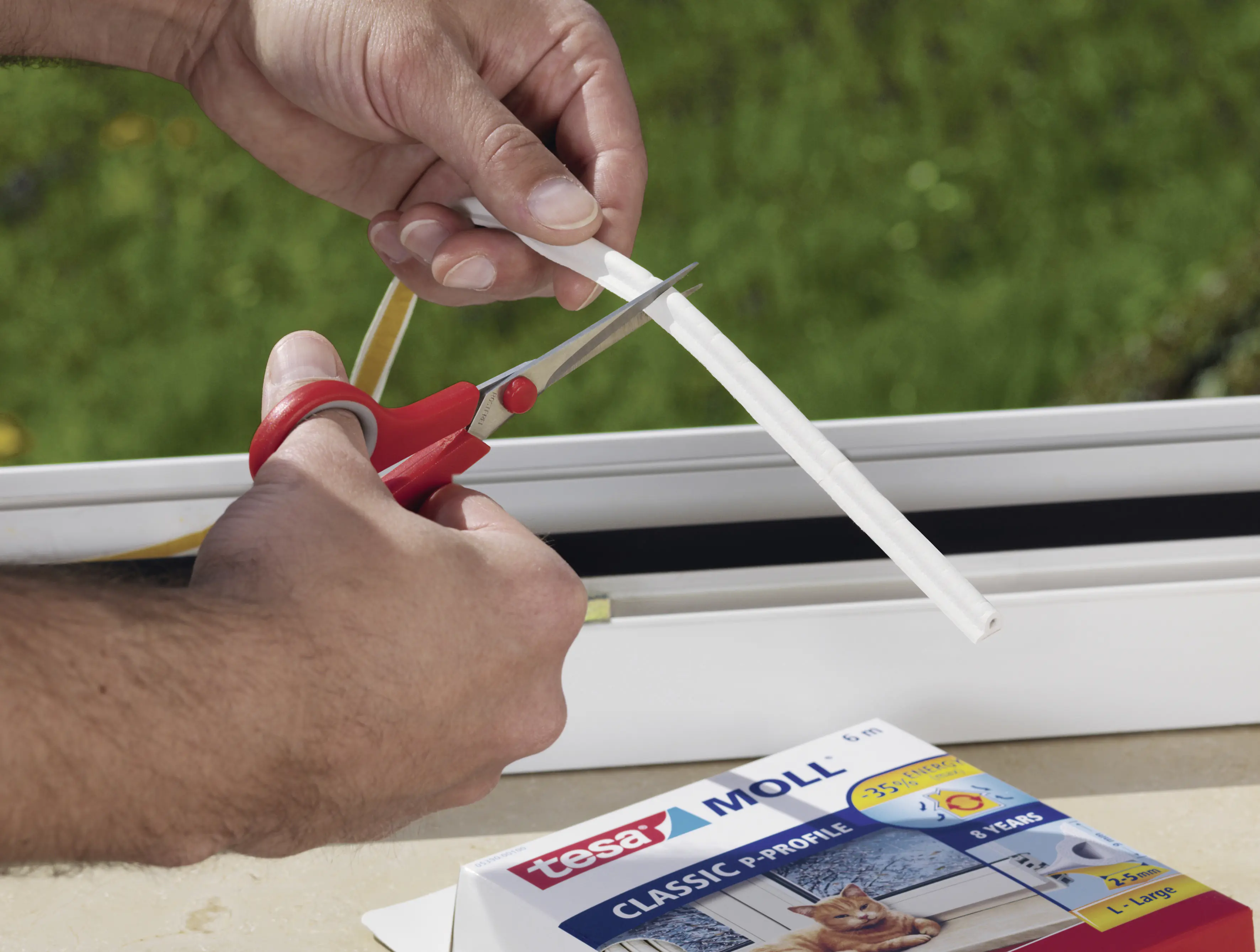 tesa Insulation P-Profil Classic 6 m, weiß