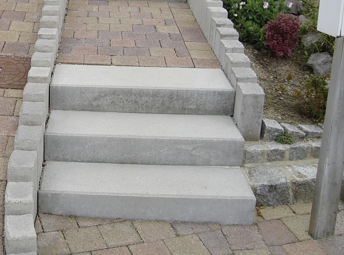 EHL Blockstufe glatt 100 x 35 x 15 cm grau