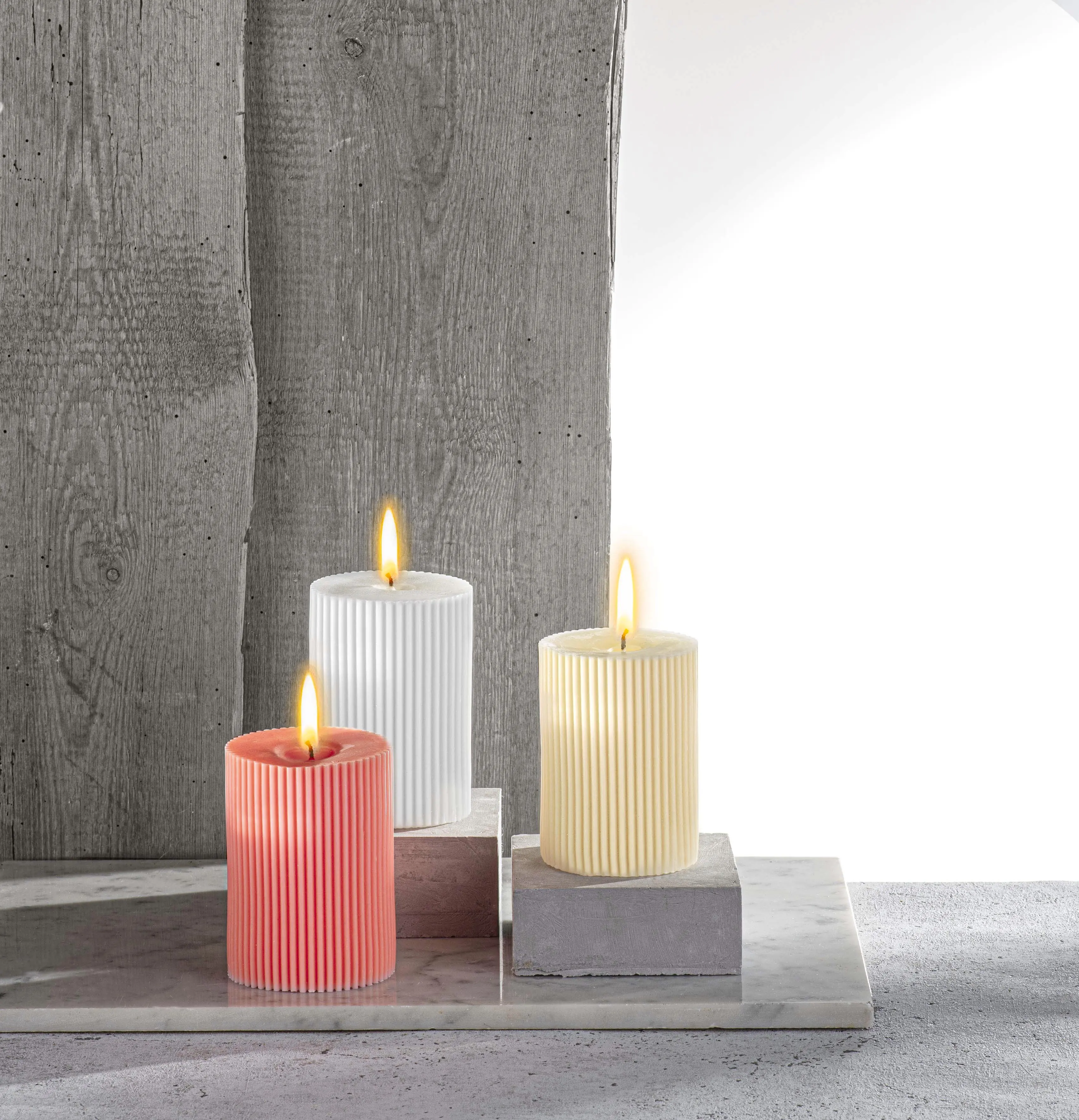 Glorex Kerzengießform aus Silikon Zylinder mit Rillen Ø 7 x 10,5 cm