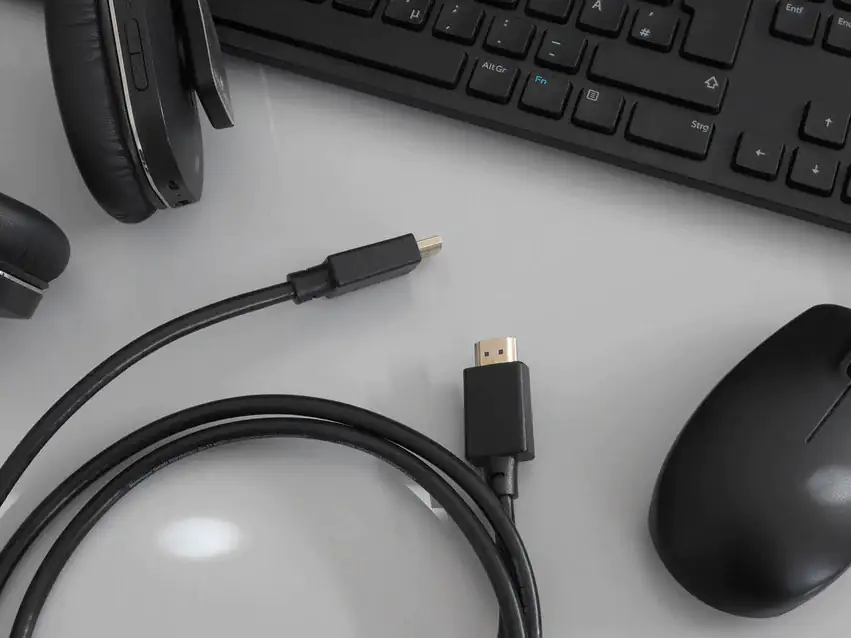 Schwaiger HDMI-Kabel 1,5 m HDMI zu HDMI, 48 Gbit/s, schwarz Schwaiger HDMI-Kabel 1,5 m HDMI zu HDMI, 48 Gbit/s, schwarz