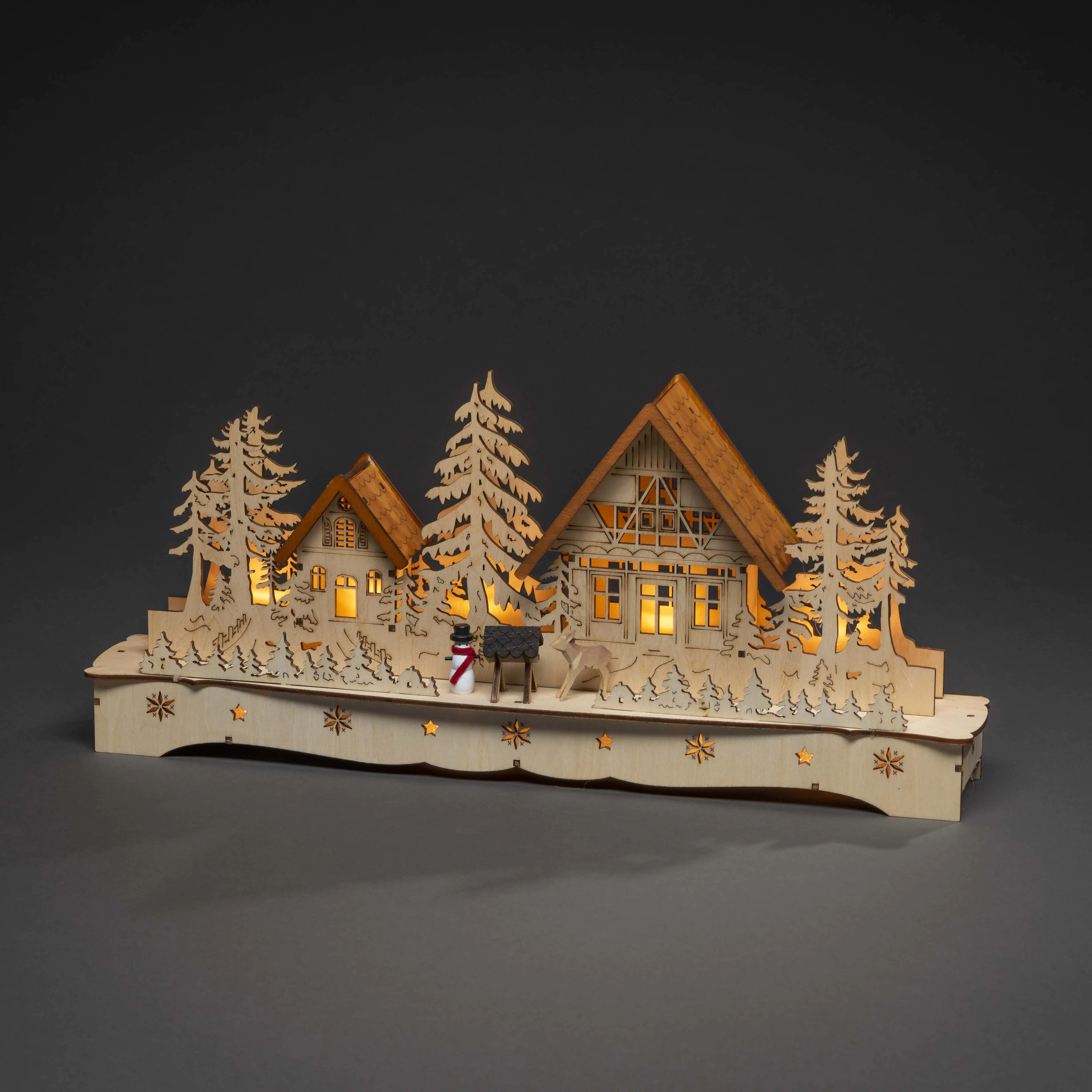 Konstsmide LED Holzsilhouette Dorf mit Schneemann 43 x 8 x 19 cm