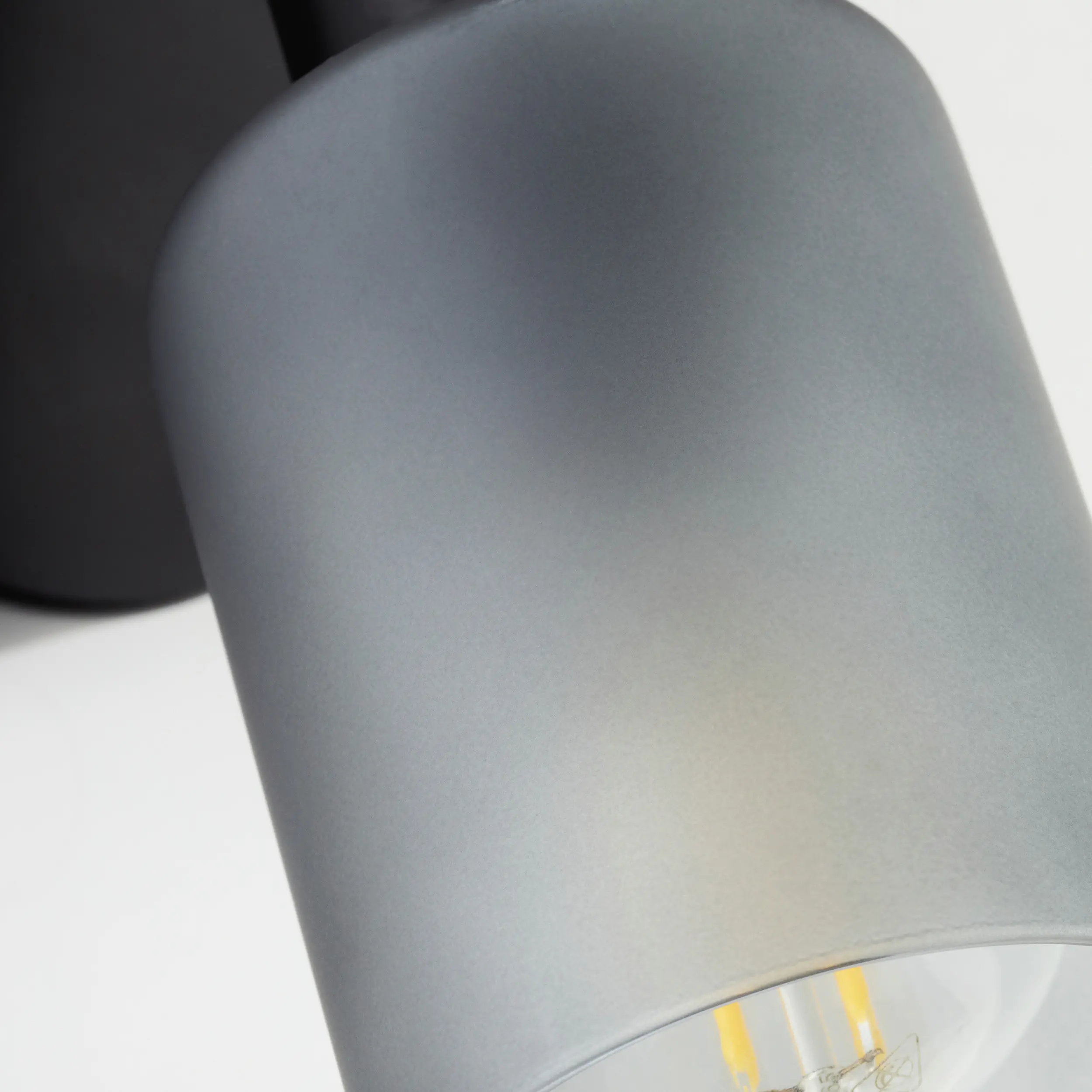 Brilliant Wandleuchte Loralie 1er Spot schwarz rauchglas