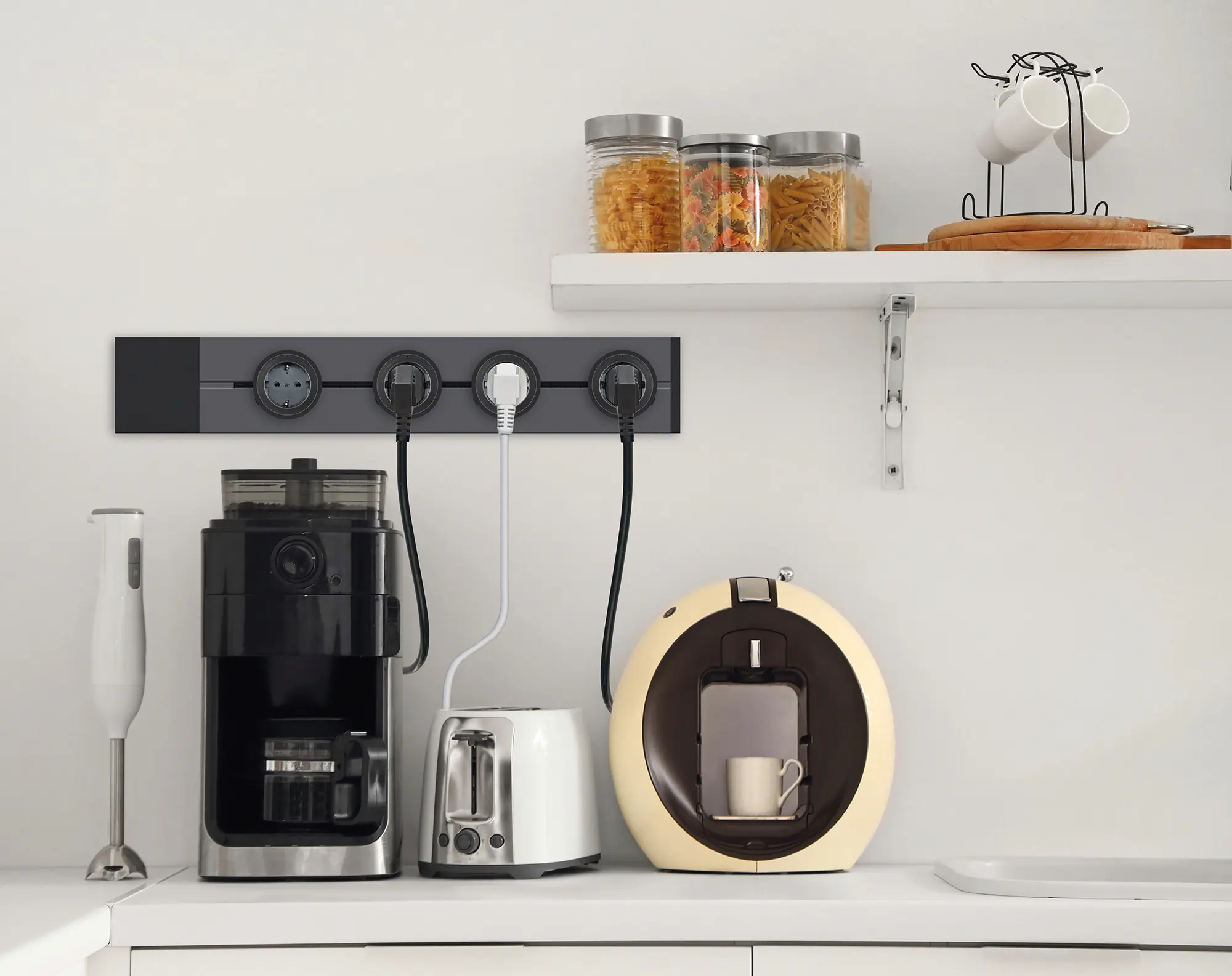 Schwaiger Modulare Stromleiste 50 cm max. 3680W schwarz