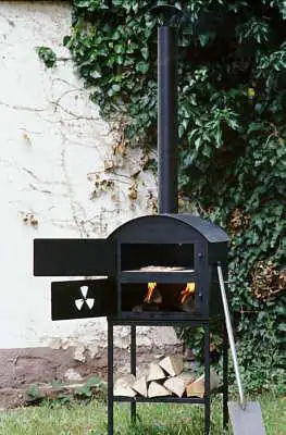 Schneider Woody Backes Holzbackofen für Pizza, Flammkuchen usw. Schneider Woody Backes Holzbackofen für Pizza, Flammkuchen usw.