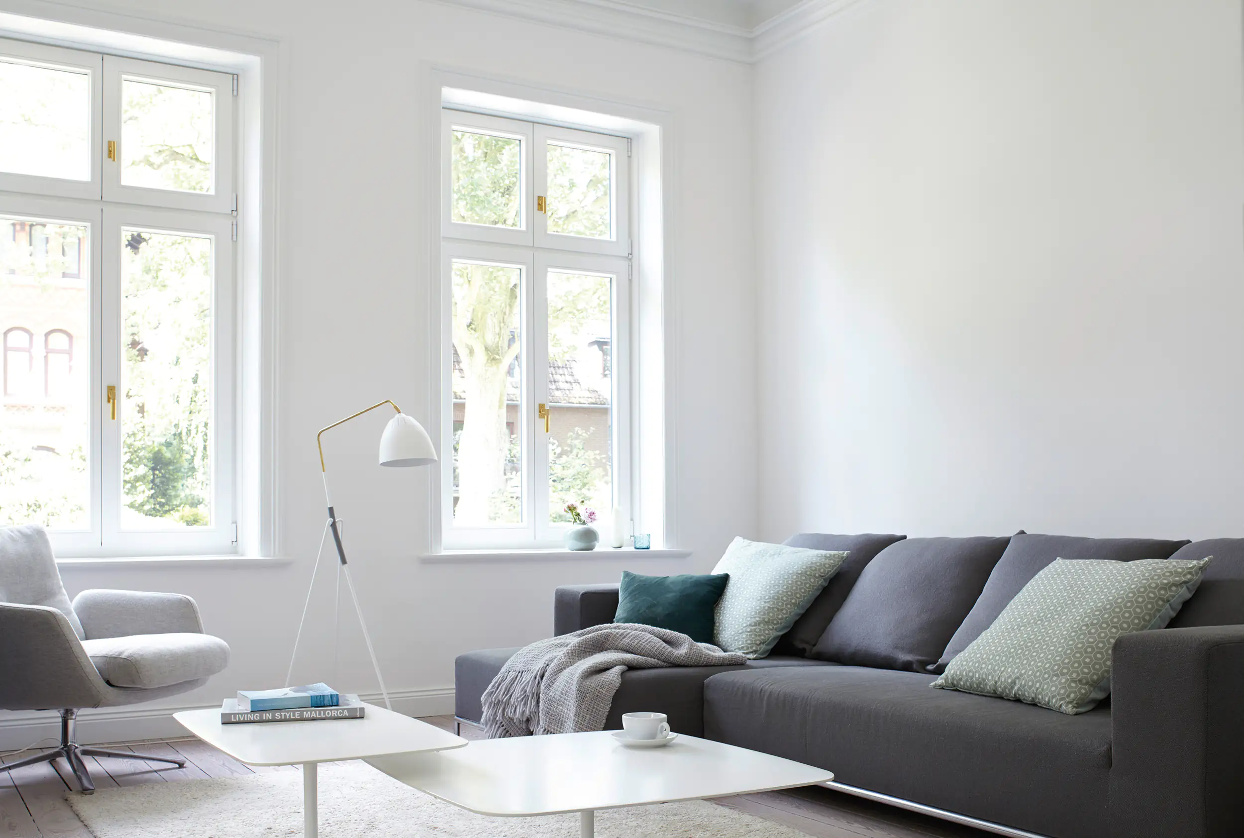 Alpina Edelweiß 14 L weiß matt