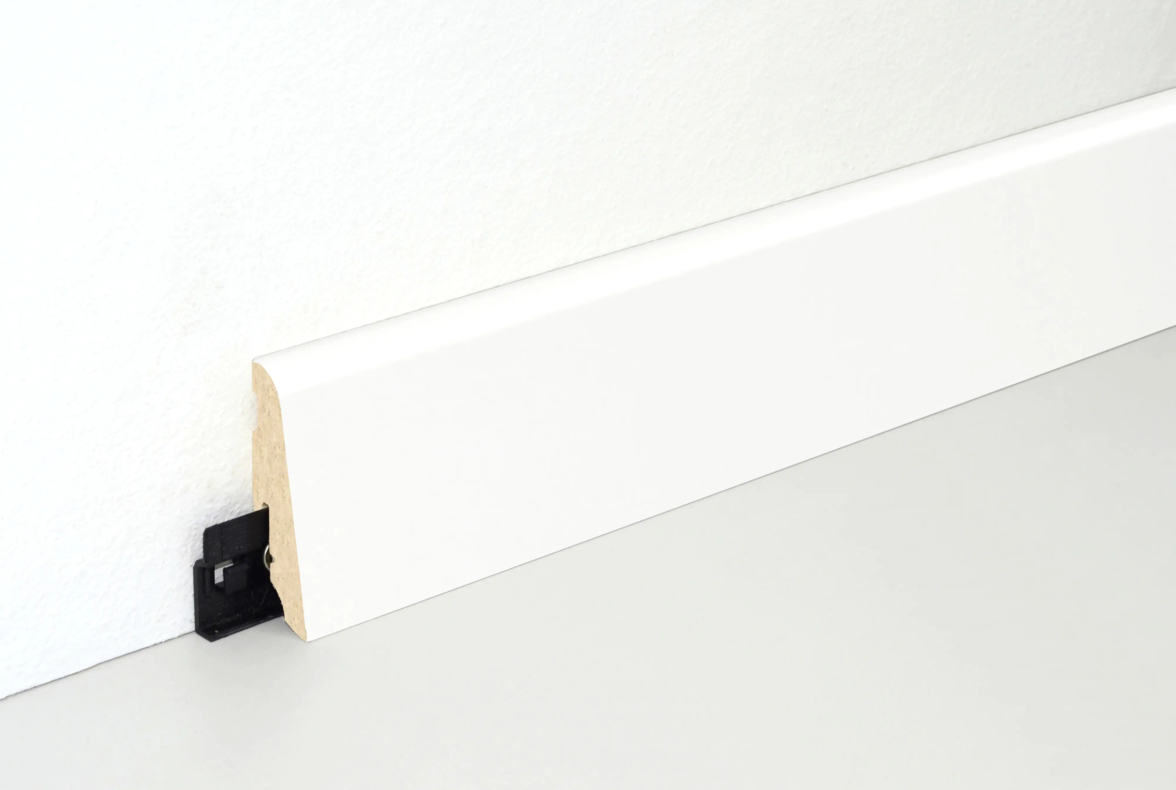 FN Neuhofer Sockelleiste gerundet 250 cm 58 x 19 mm Fichte oder Kiefer