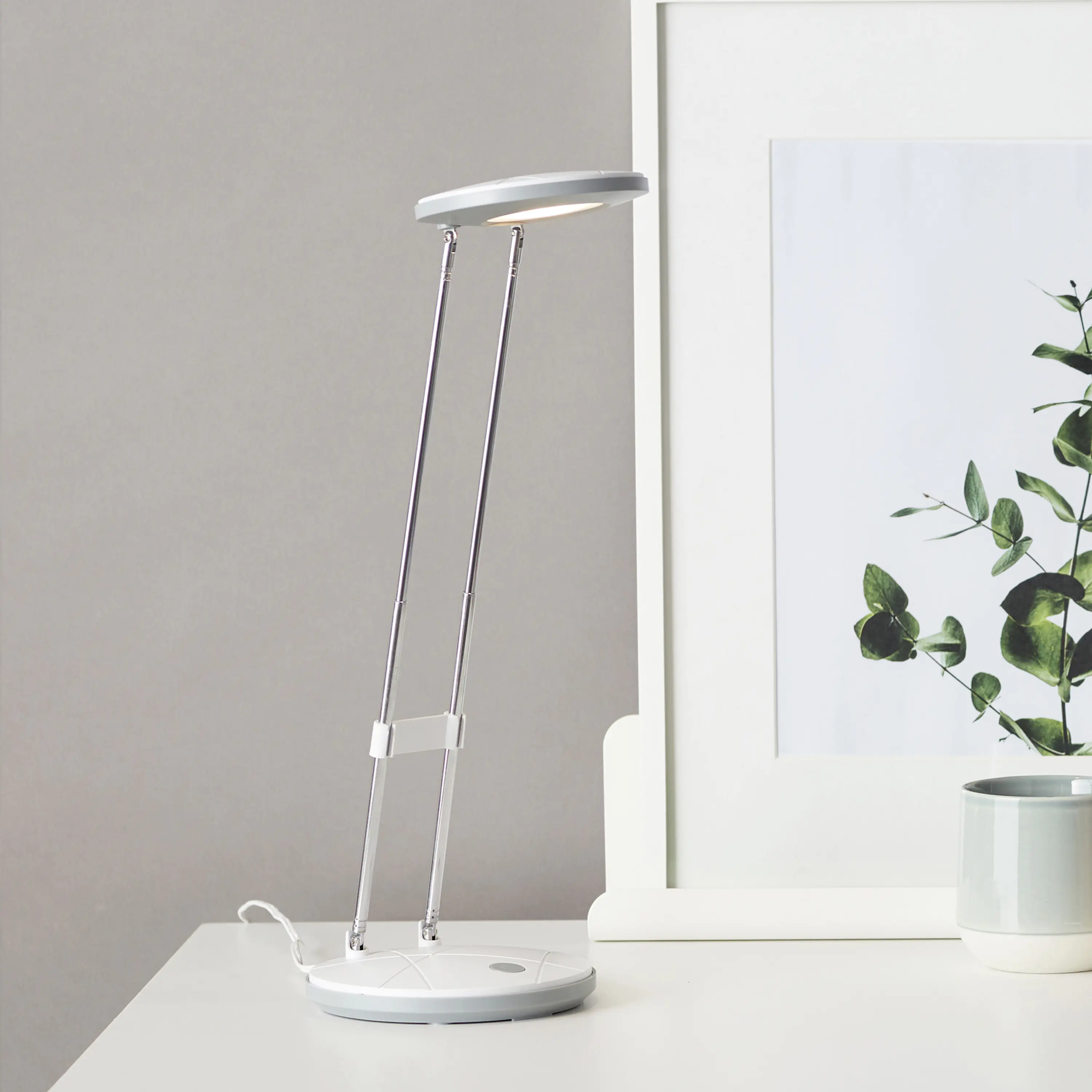 Brilliant LED Tischleuchte Venedig höhenverstellbar 3,5 W warmweiß Brilliant LED Tischleuchte Venedig höhenverstellbar 3,5 W warmweiß