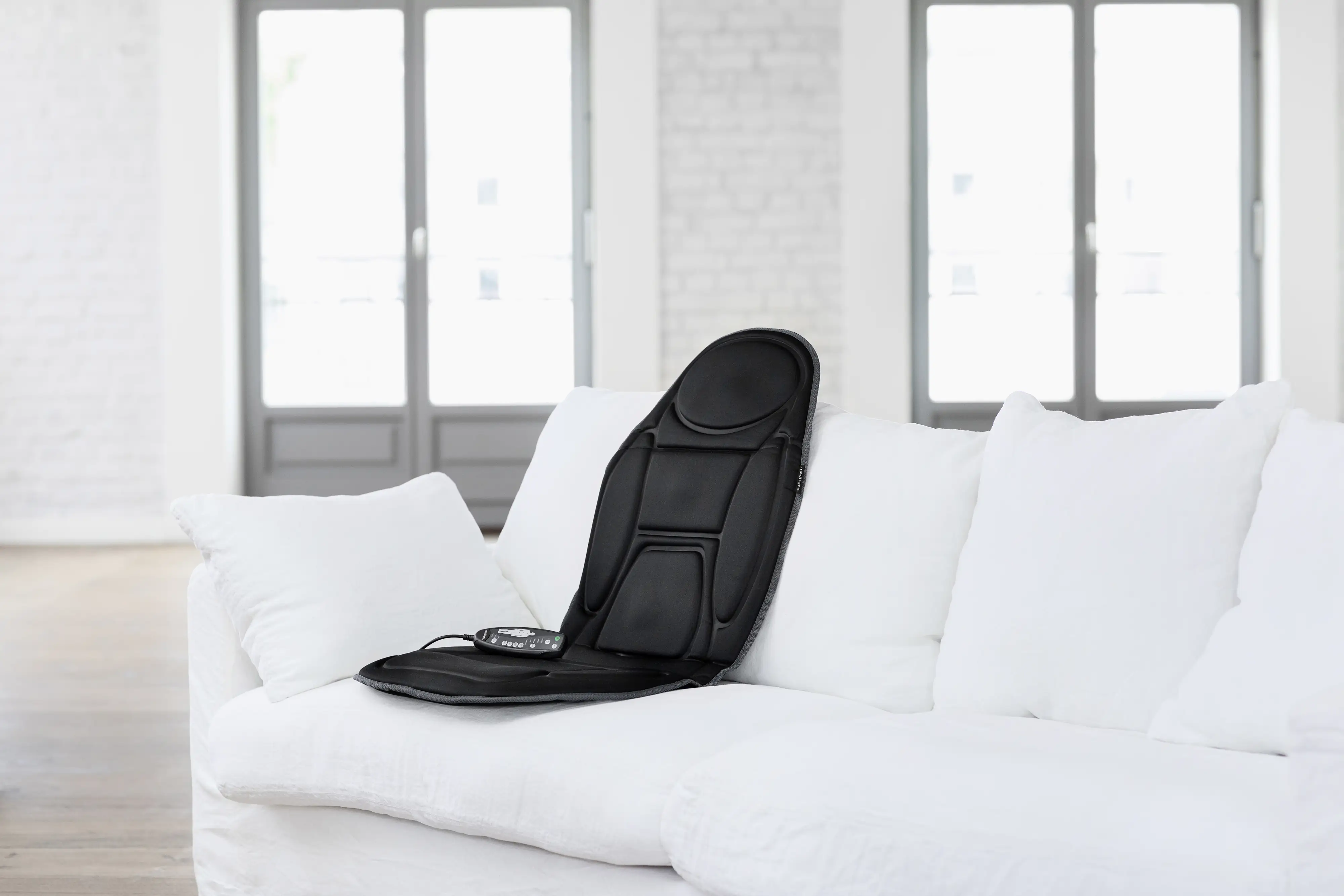 Medisana MCH Massagesitzauflage schwarz: 107 × 47 × 3,5 cm