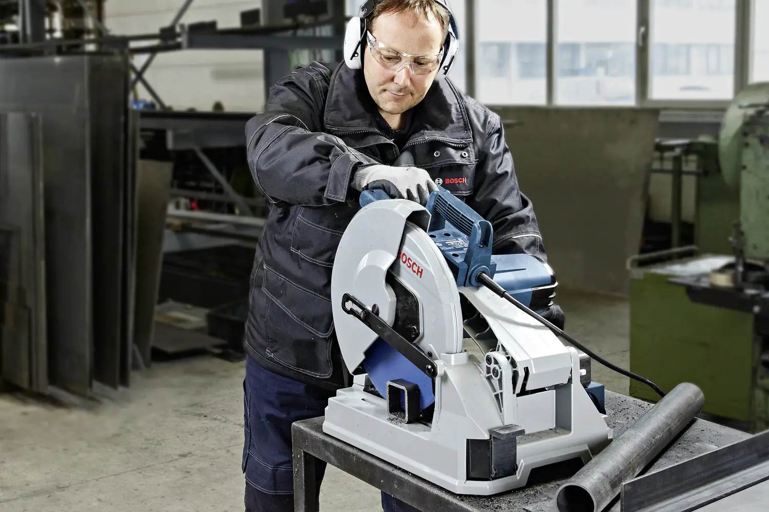 Bosch Professional Metalltrennsäge GCD 12 JL