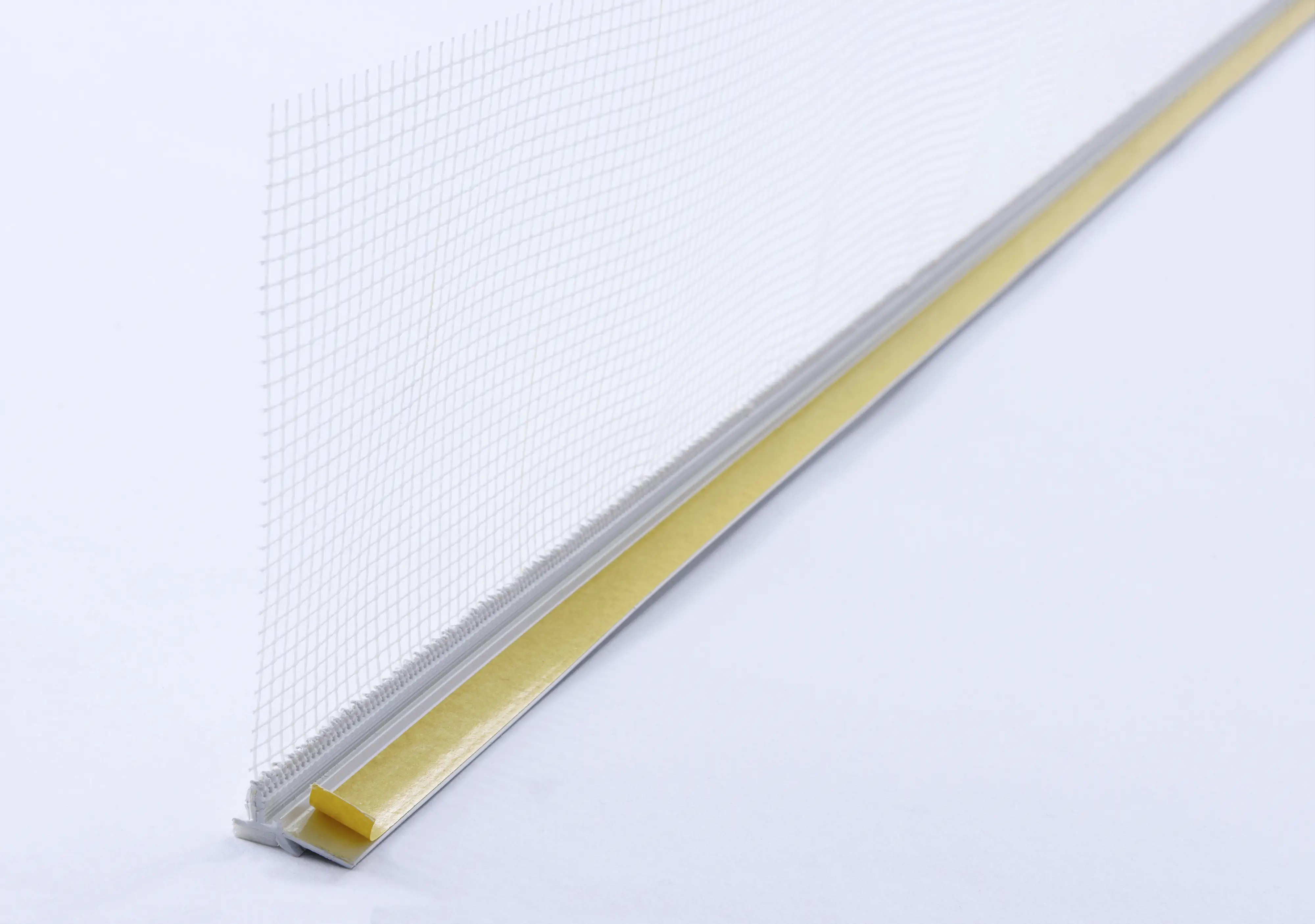 baukom Anputzleiste 2,6 m lang, 9 mm Putzdicke