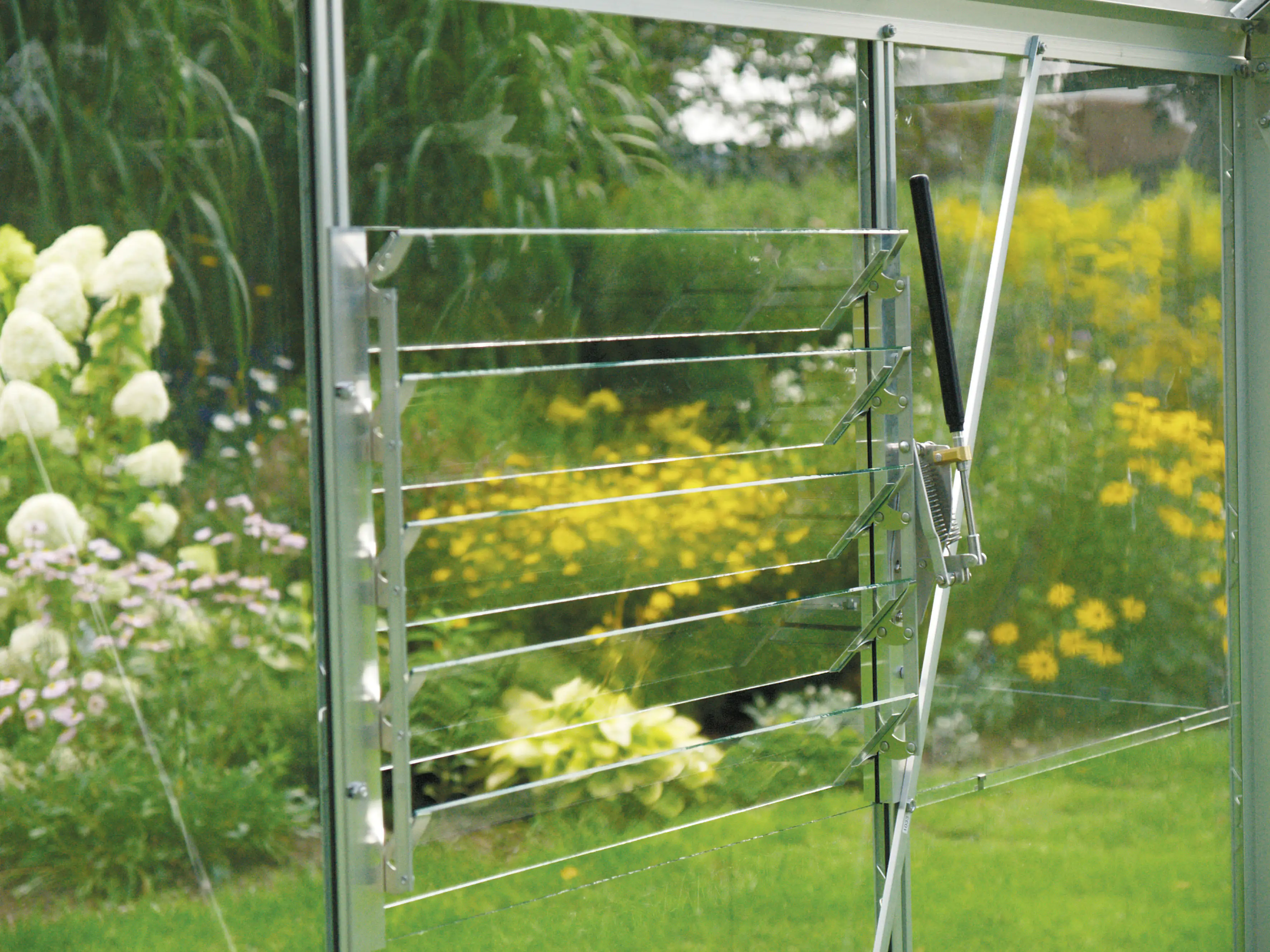 5701972154412 Vitavia automischer Fensterheber für Lamellenfenster