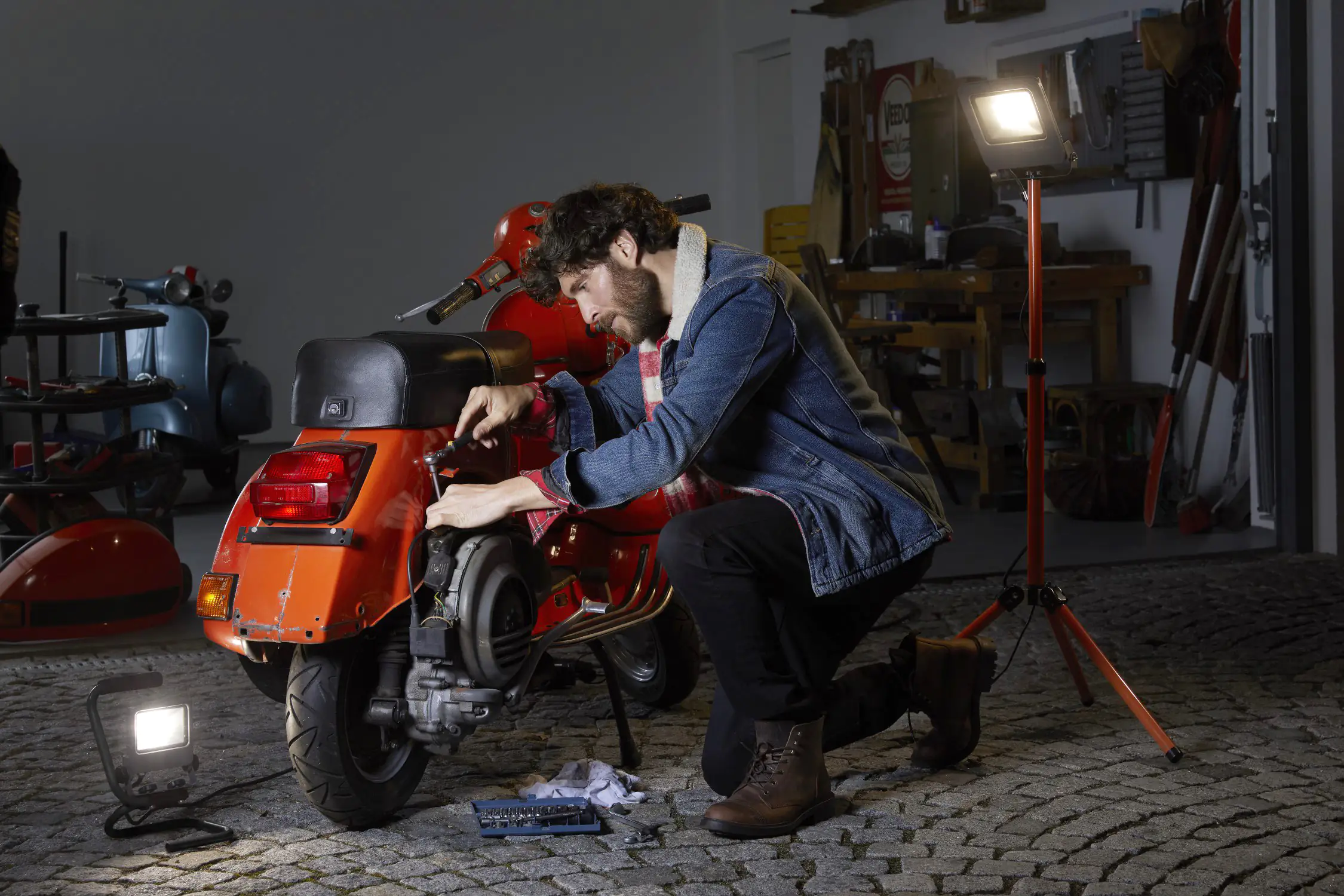 Ledvance LED Arbeitsstrahler 50 Watt, 2 m Kabel