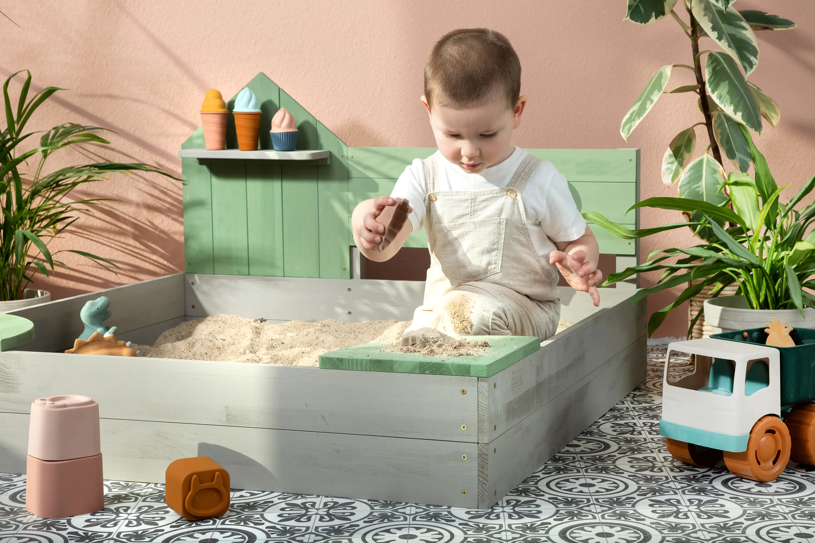 Muddy Buddy Sandkasten Cozy House 100 x 100 x 60 cm Muddy Buddy Sandkasten Cozy House 100 x 100 x 60 cm