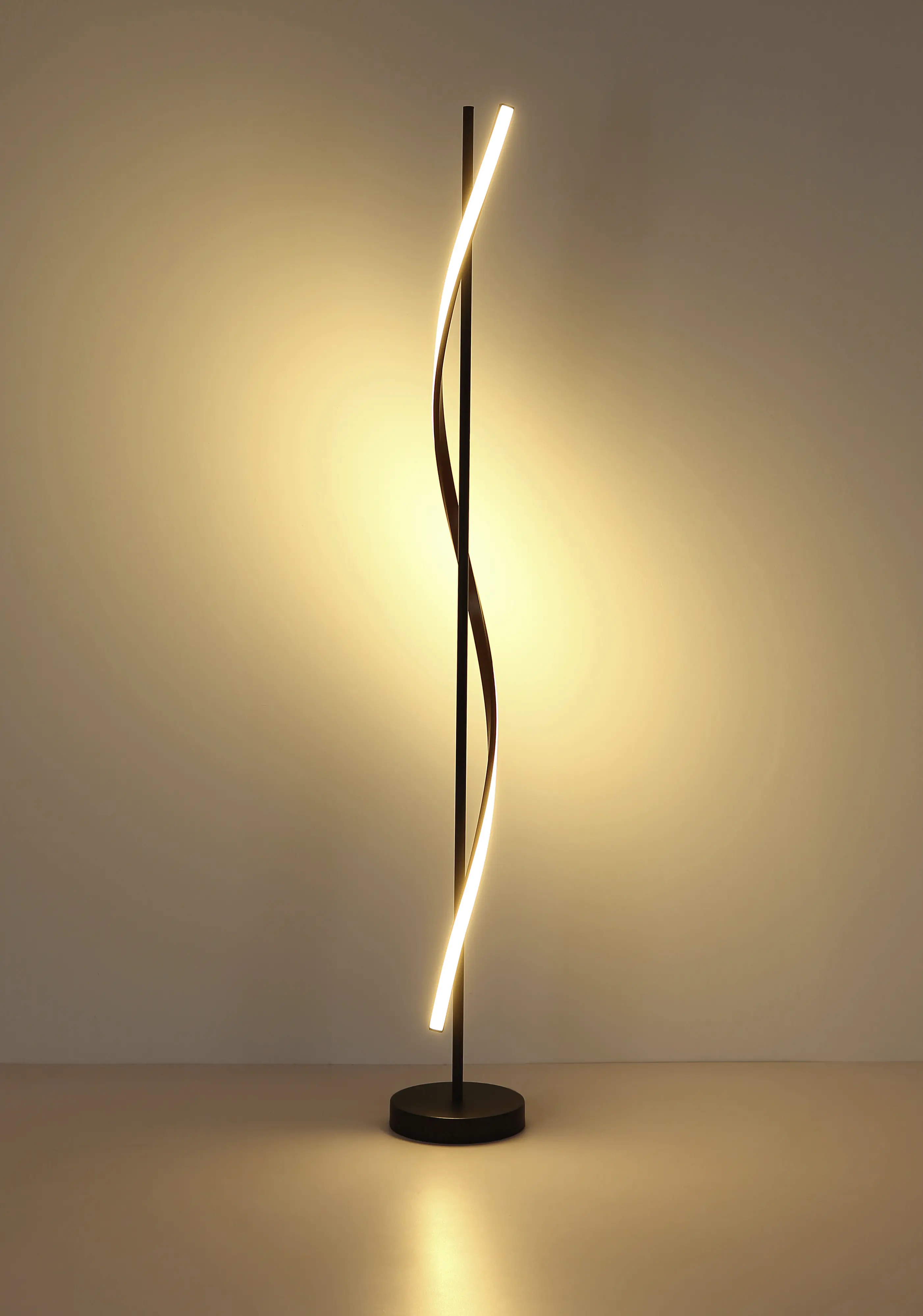 Globo Stehleuchte Watkins 20 x 150,7 cm Ø x H schwarz warmweiß